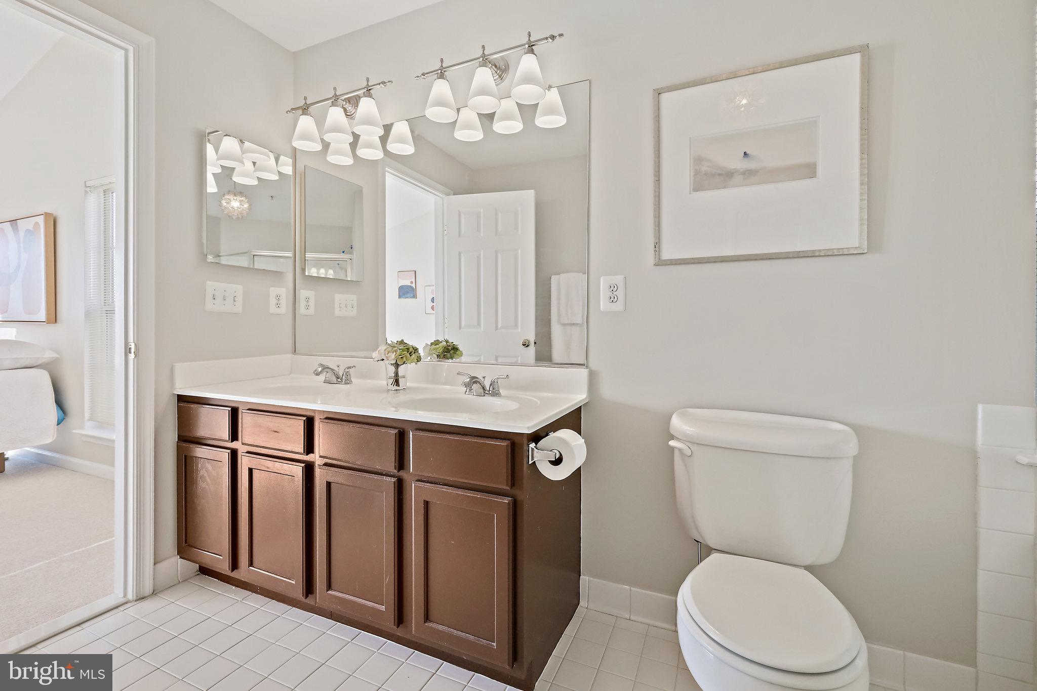 CAMERON STATION - Residential