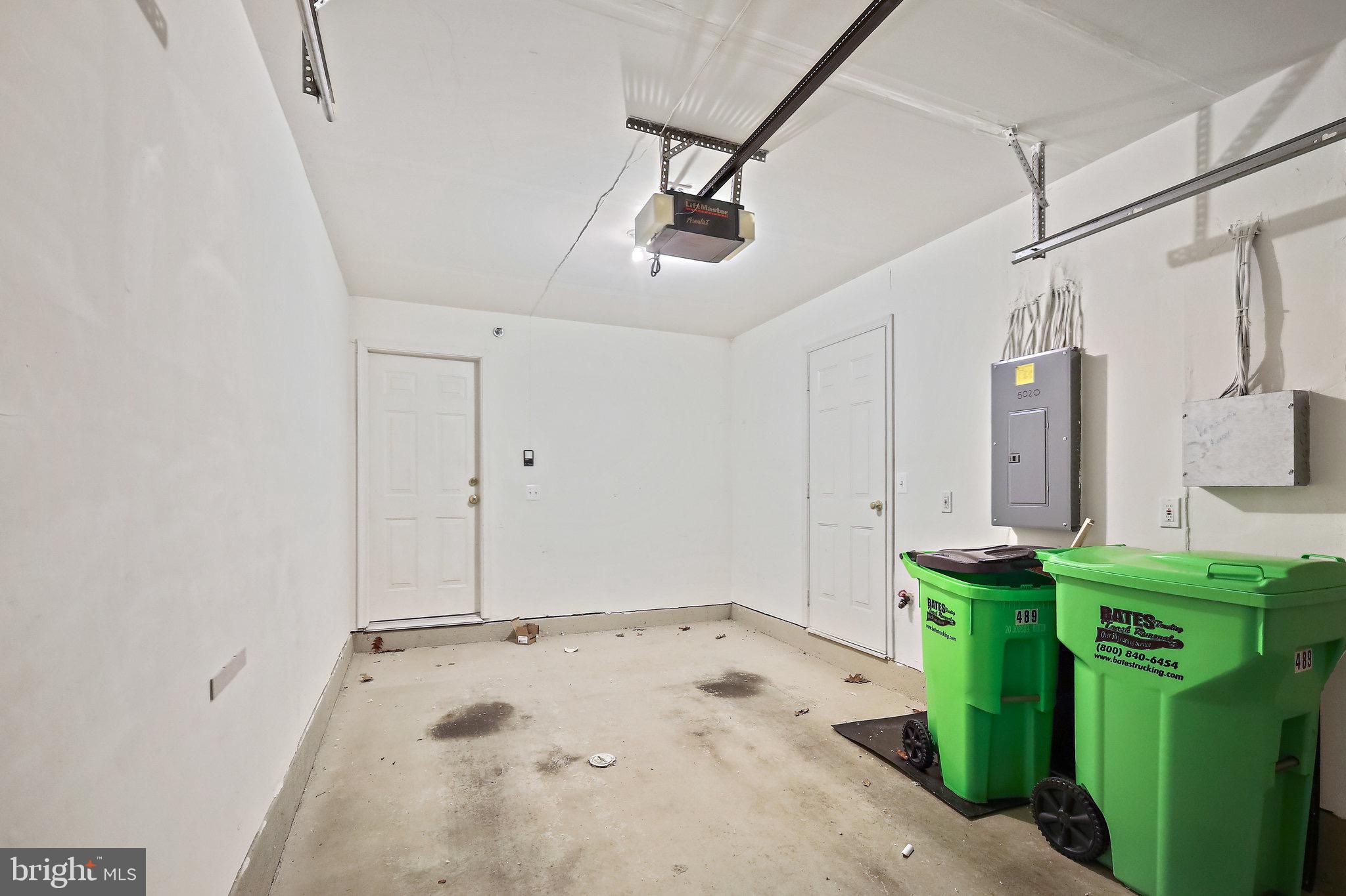 CAMERON STATION - Residential