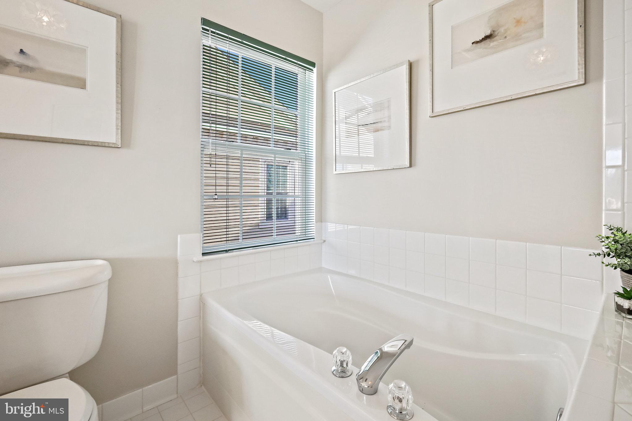 CAMERON STATION - Residential