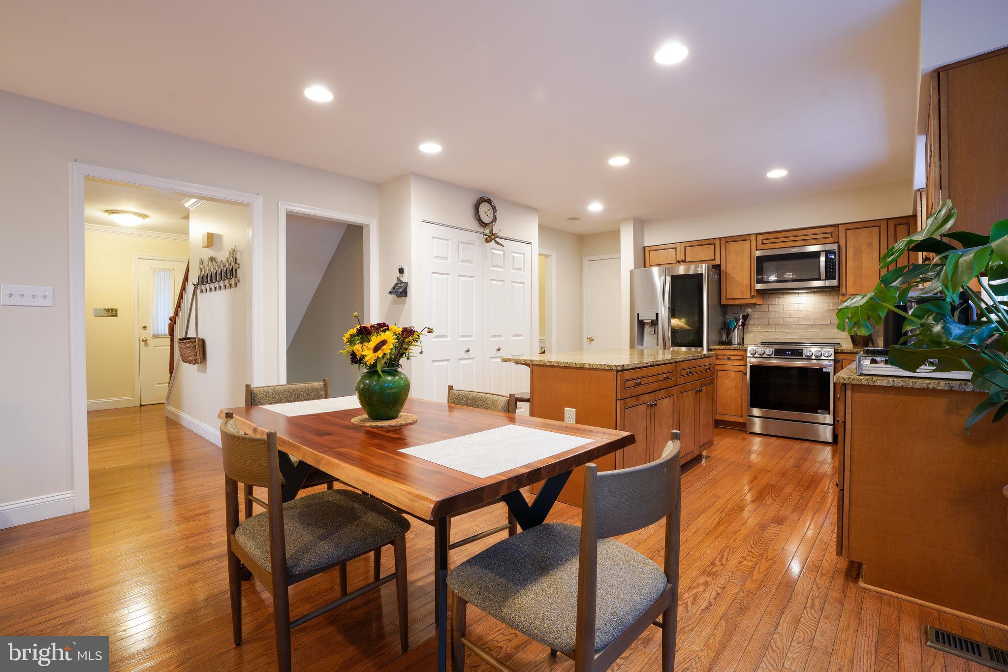 HICKORY RIDGE - Residential