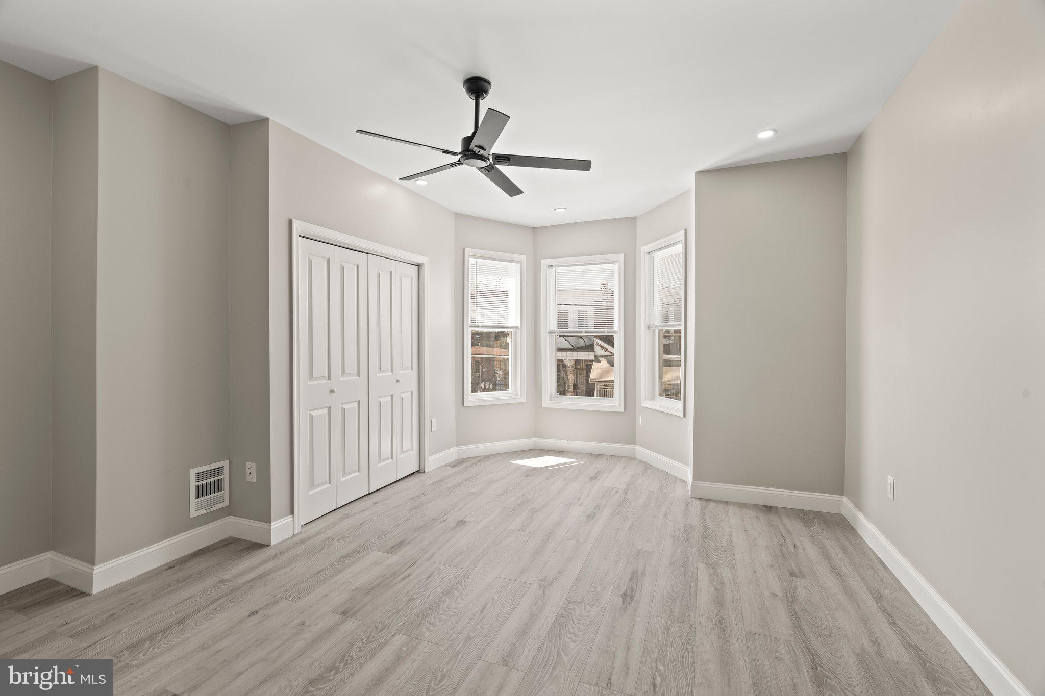 HUNTING PARK - Residential