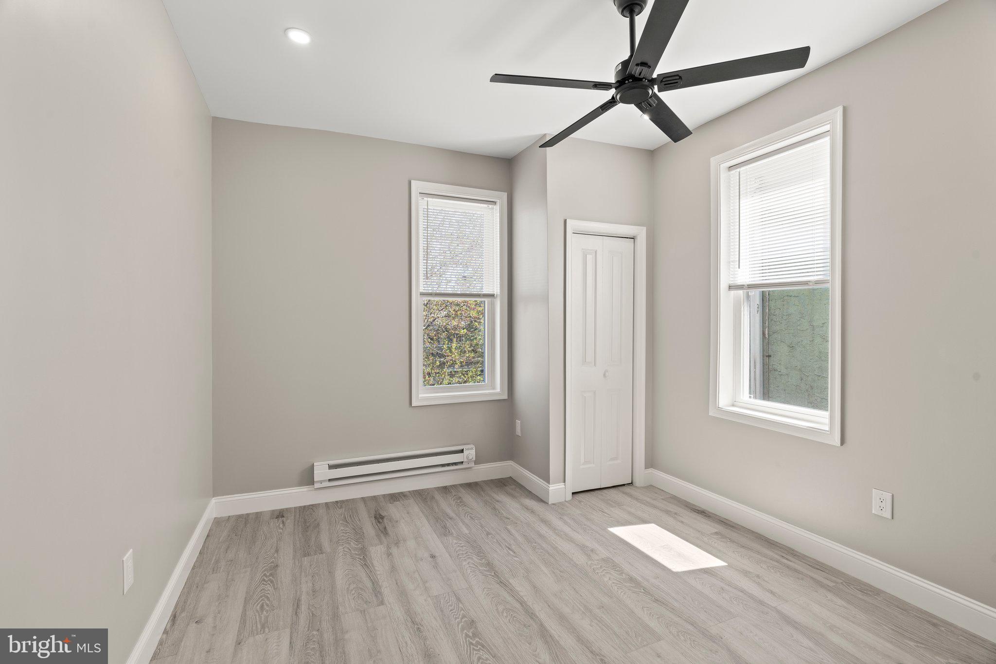 HUNTING PARK - Residential