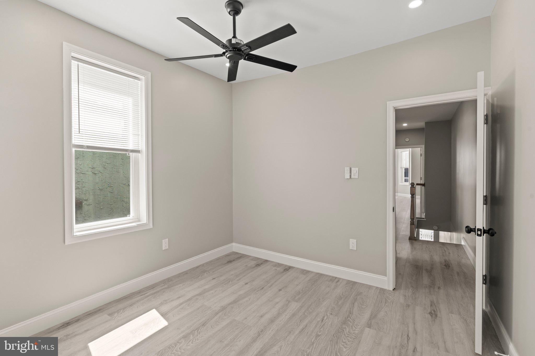 HUNTING PARK - Residential