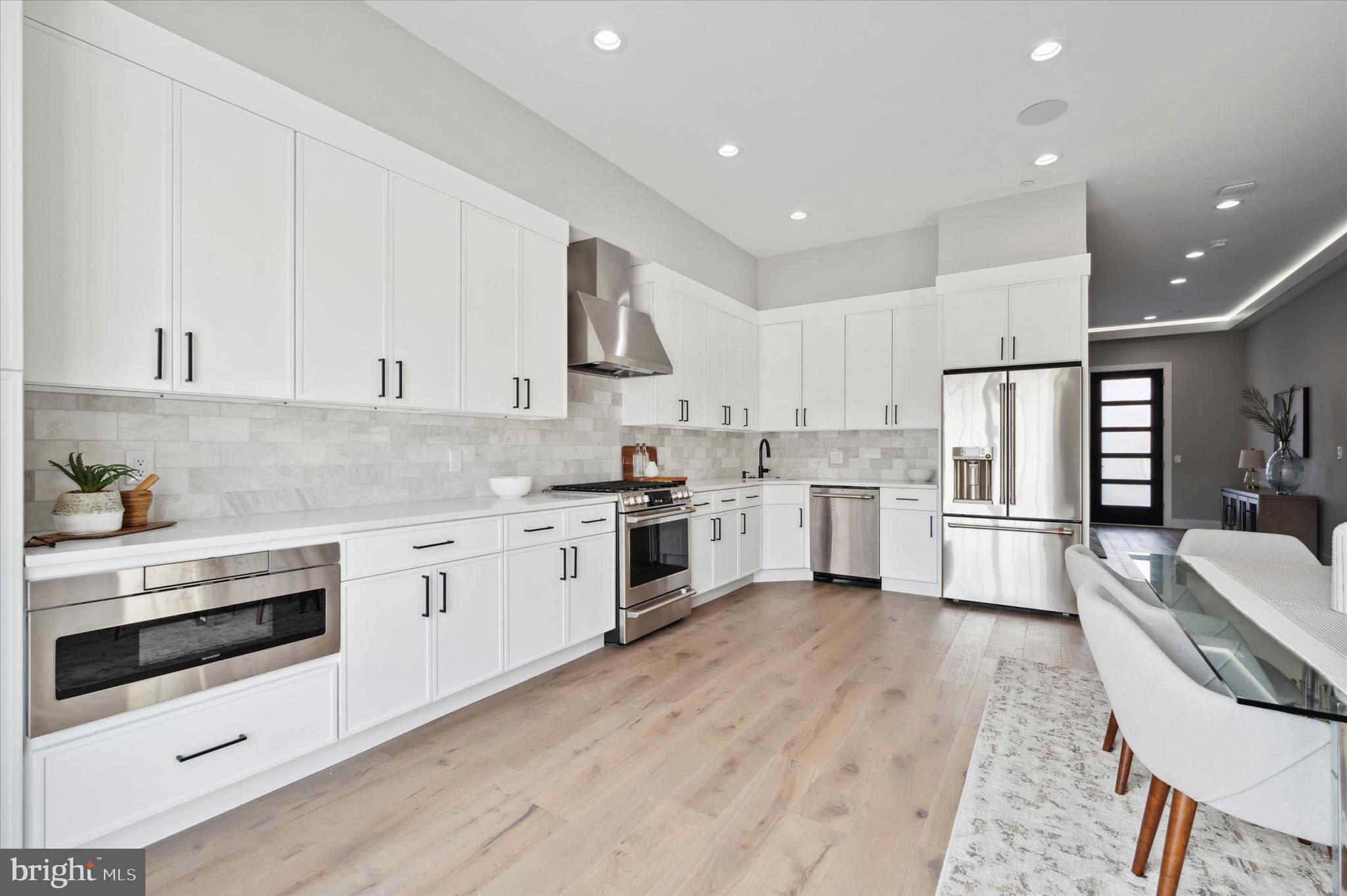 PHILADELPHIA (SOUTH) - Residential Lease