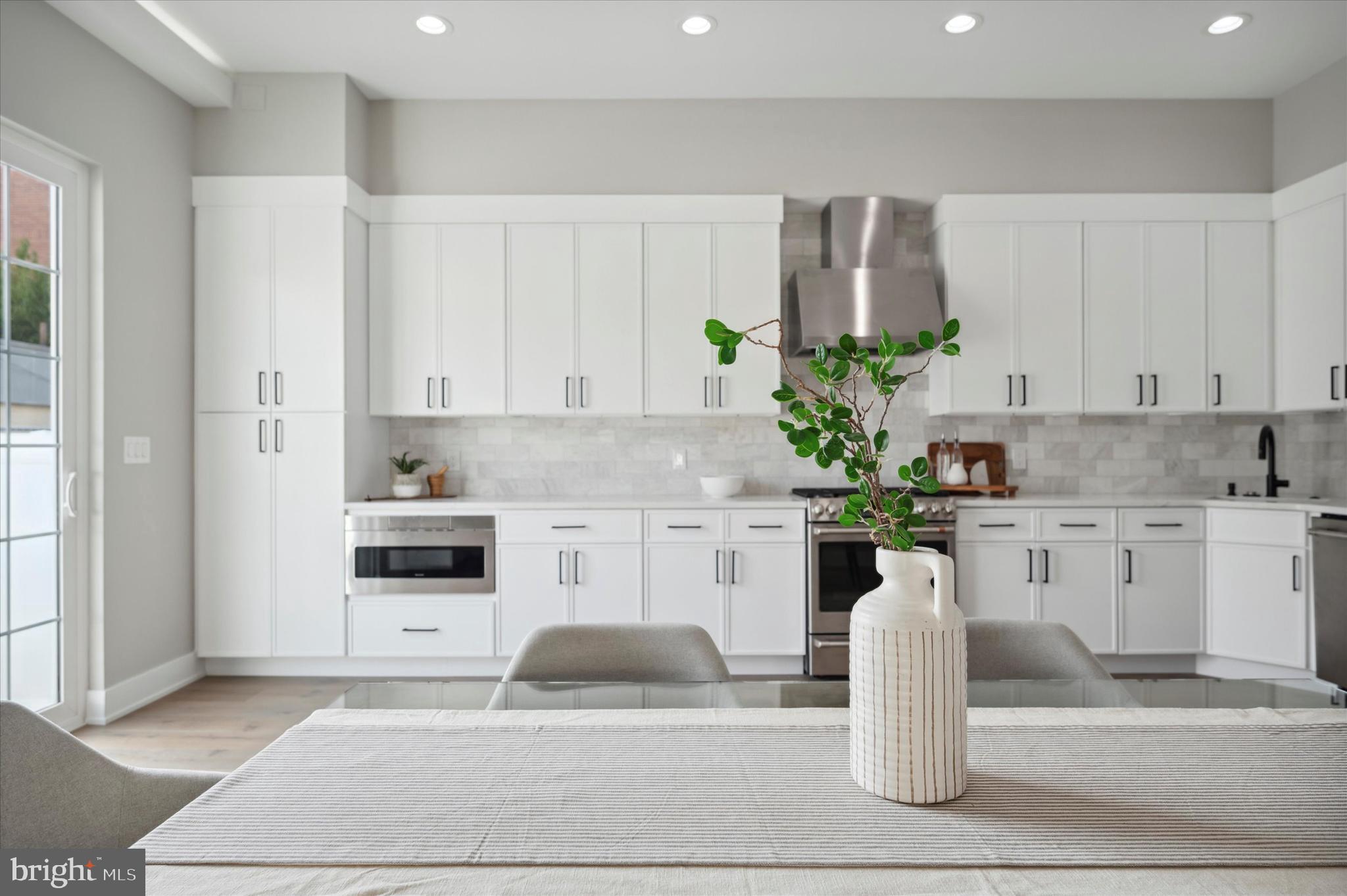 PHILADELPHIA (SOUTH) - Residential Lease