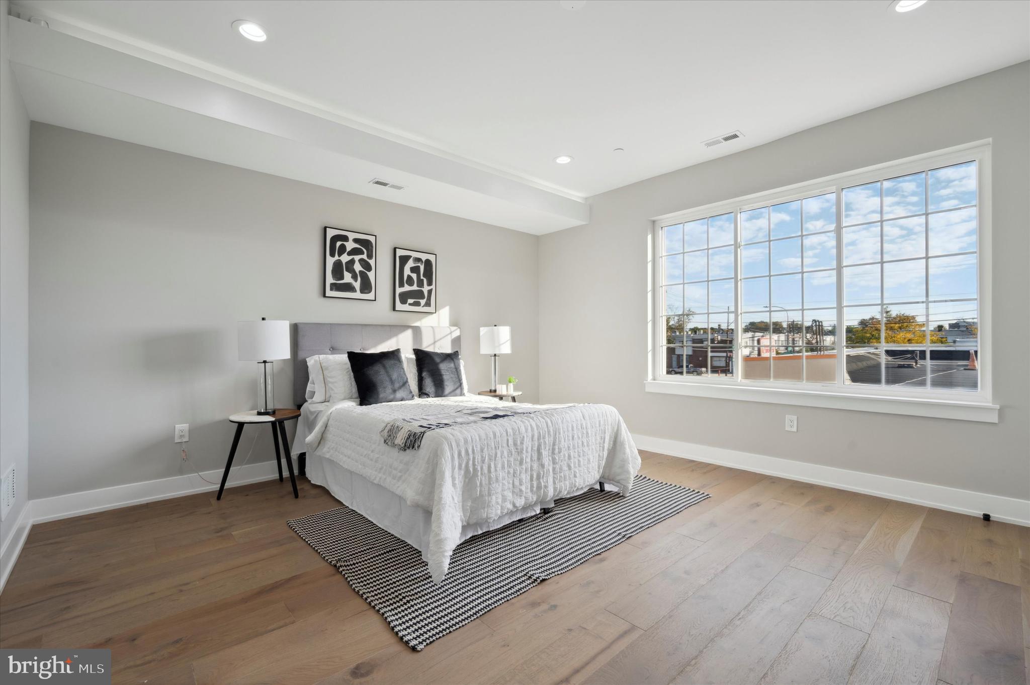 PHILADELPHIA (SOUTH) - Residential Lease