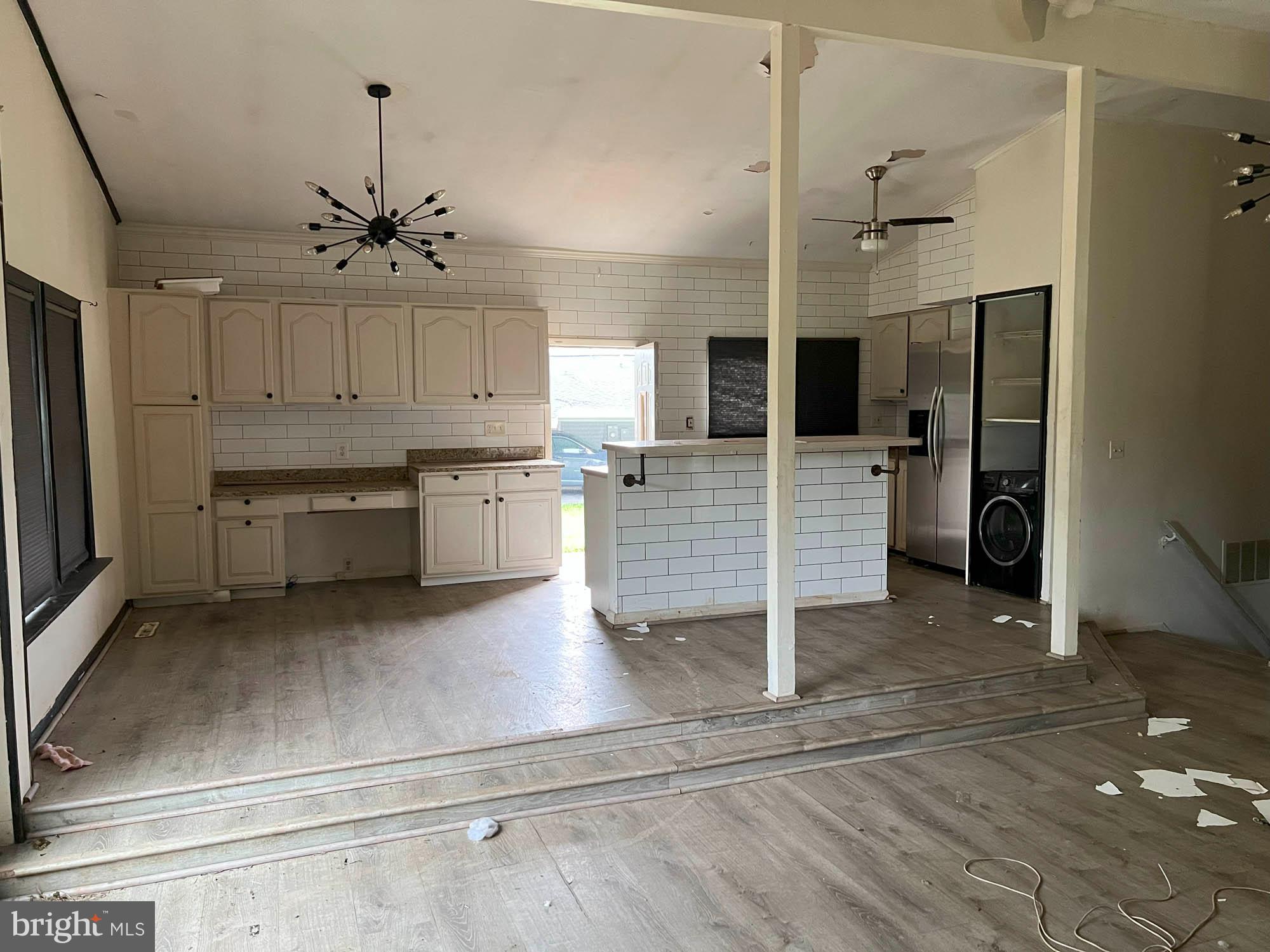 4761 BONNIE BRAE ROAD