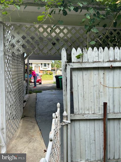 CAPITOL HEIGHTS - Residential