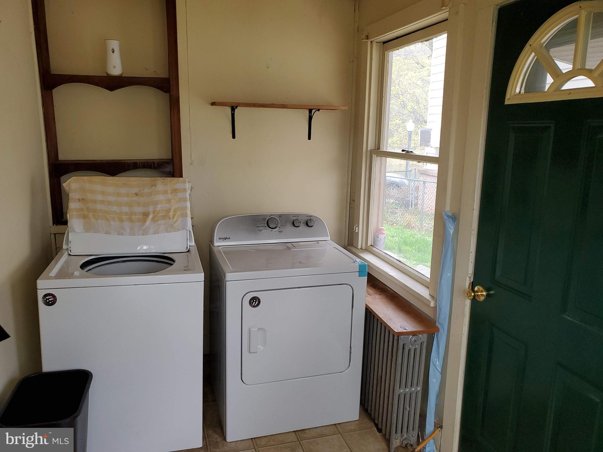 PINE GROVE - Residential