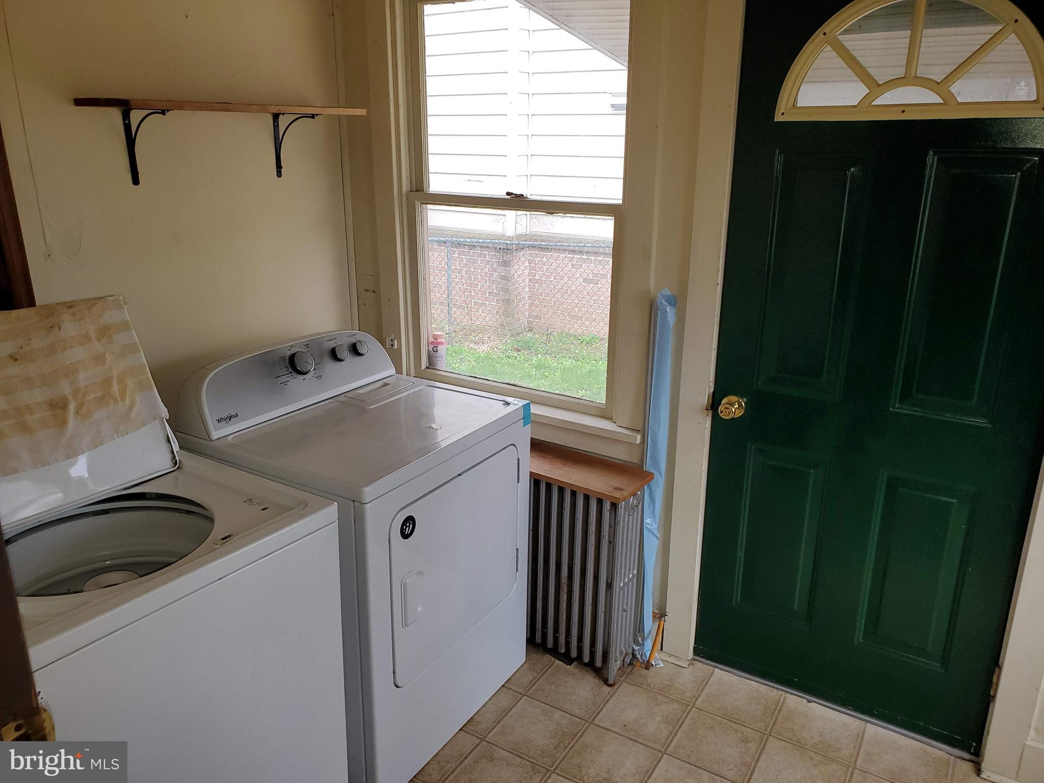 PINE GROVE - Residential