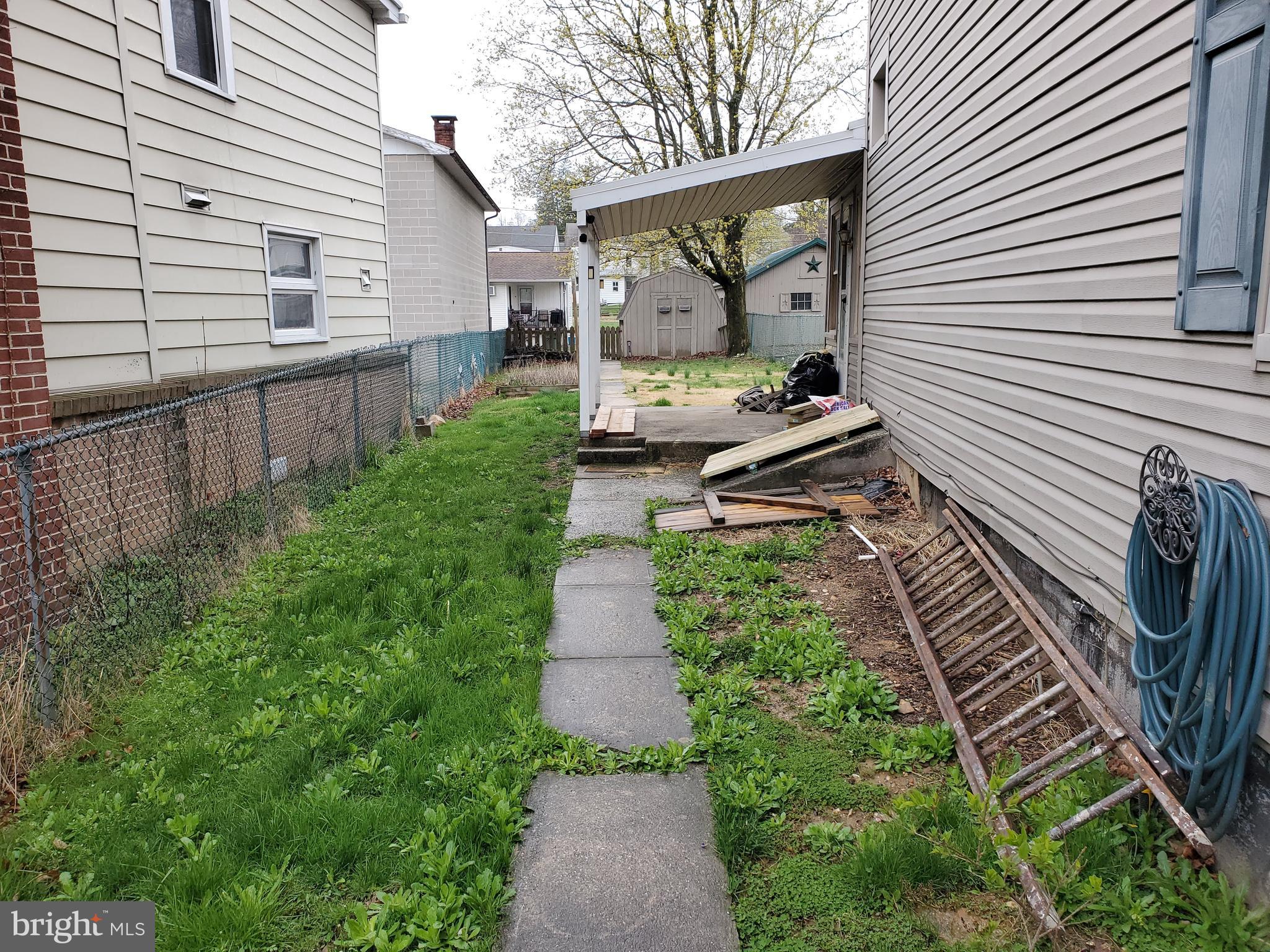 PINE GROVE - Residential