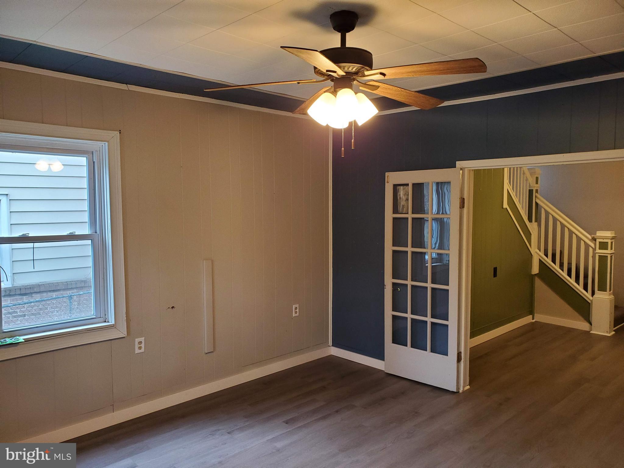 PINE GROVE - Residential