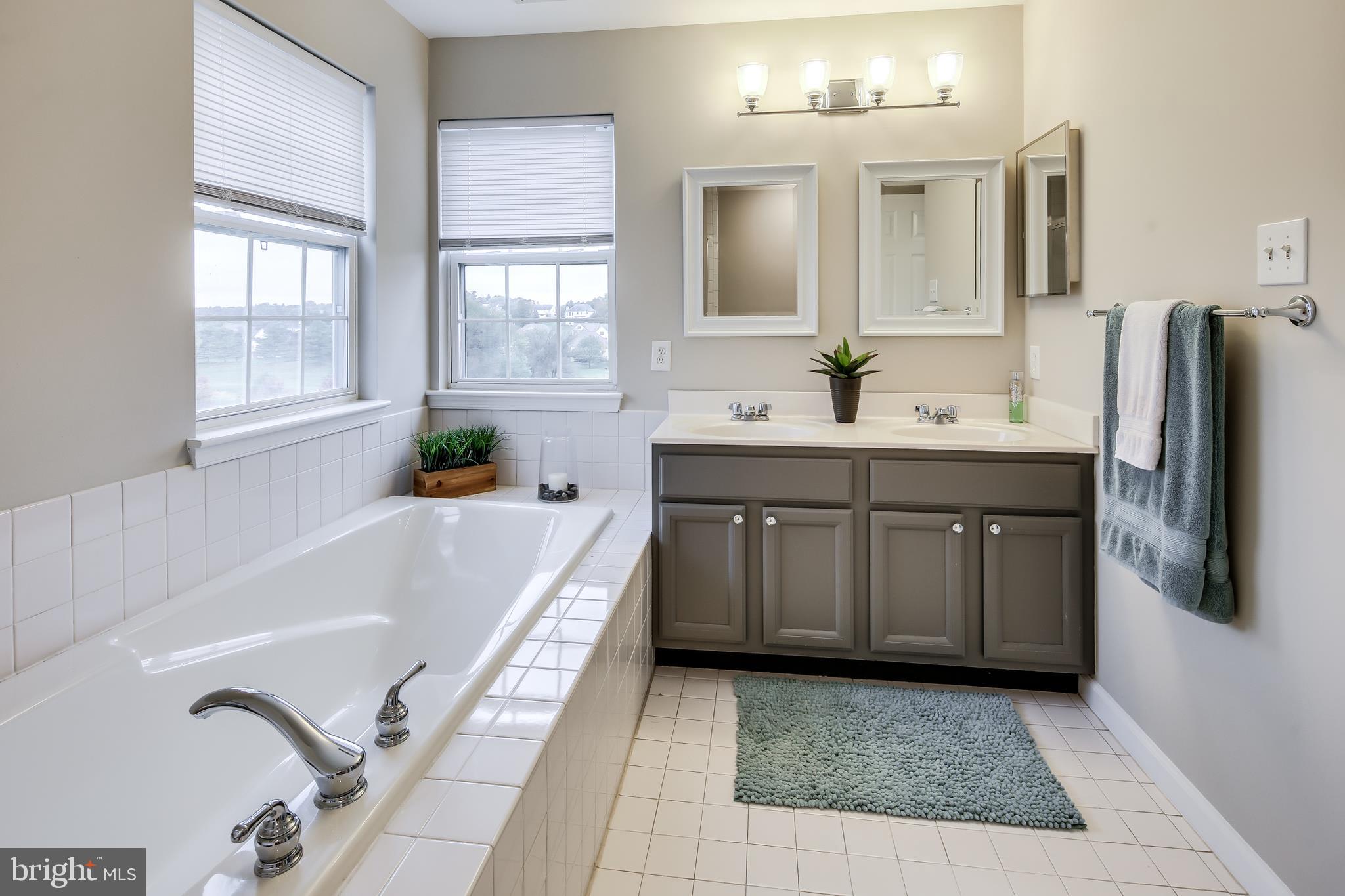 AVONDALE RUN - Residential