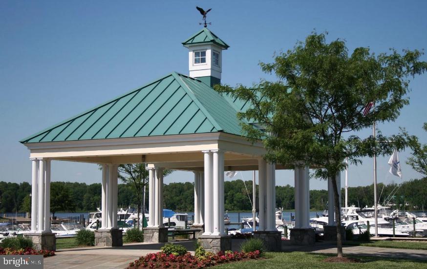 BELMONT BAY - Residential