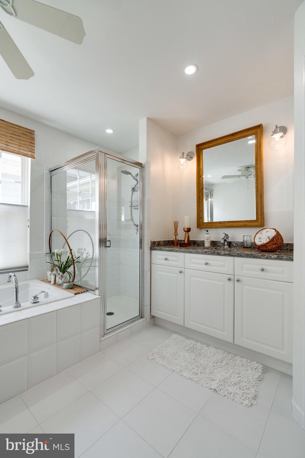 BELMONT BAY - Residential