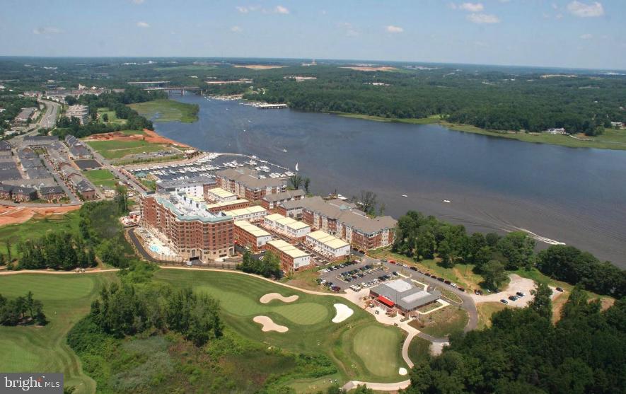 BELMONT BAY - Residential