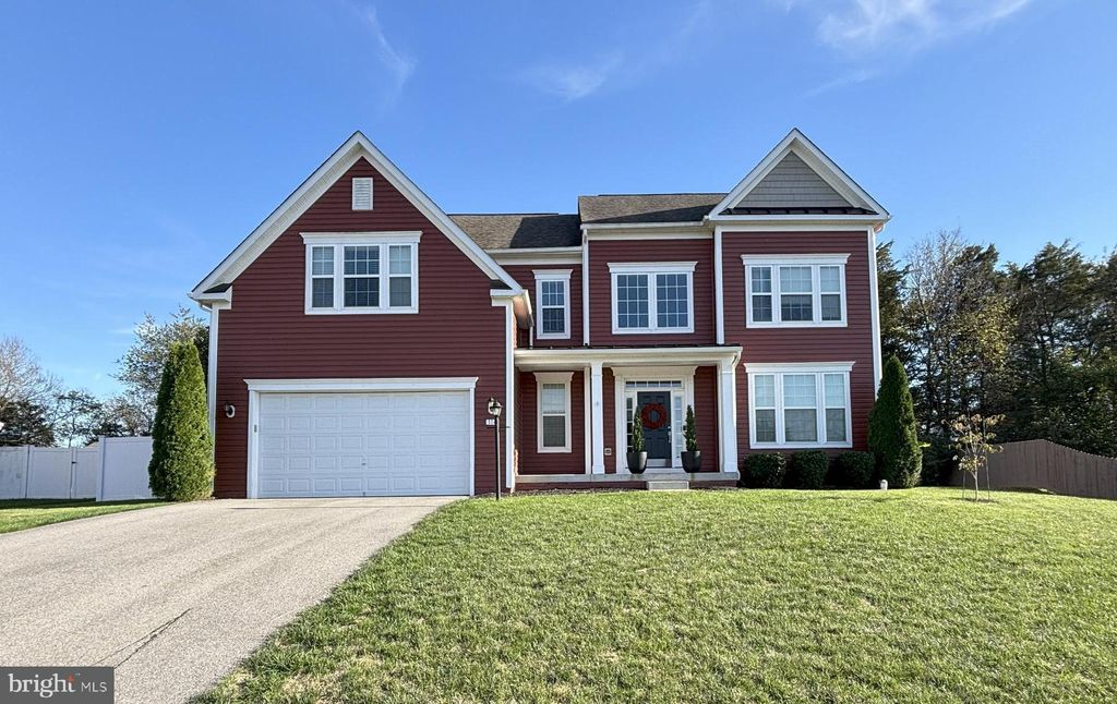 Photo of 114 Stonecrest Circle, KEEDYSVILLE, MD 21756 (MLS # MDWA2031964)
