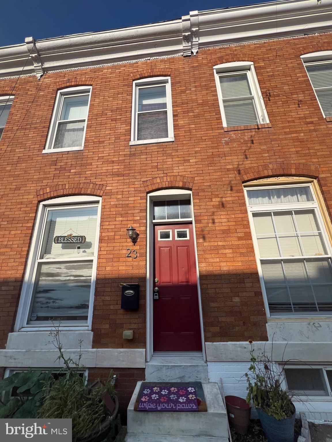 23 DECKER AVENUE