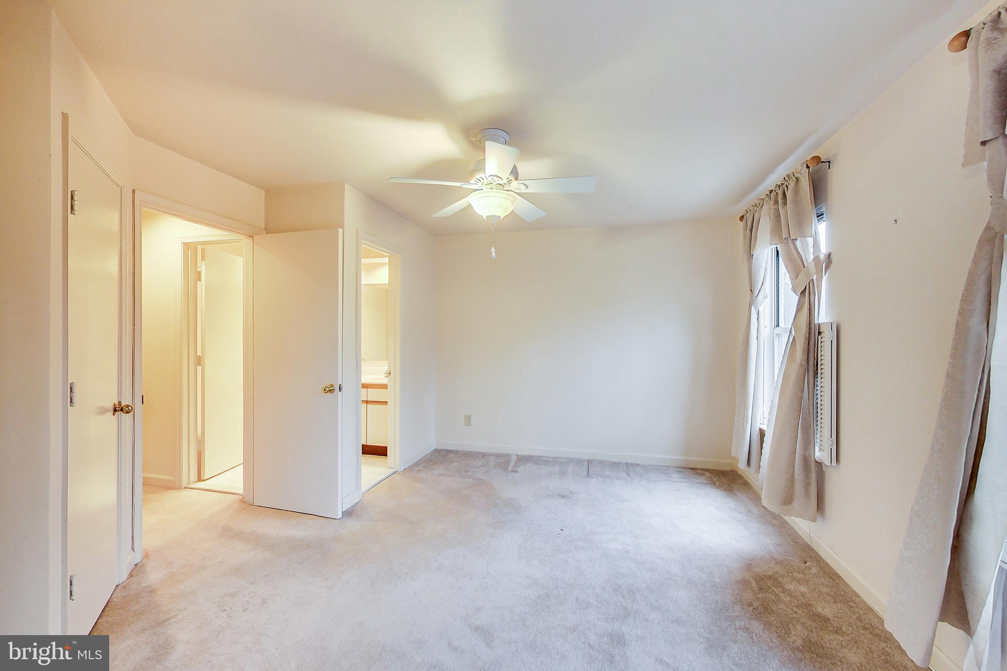 THE VINEYARDS - Residential