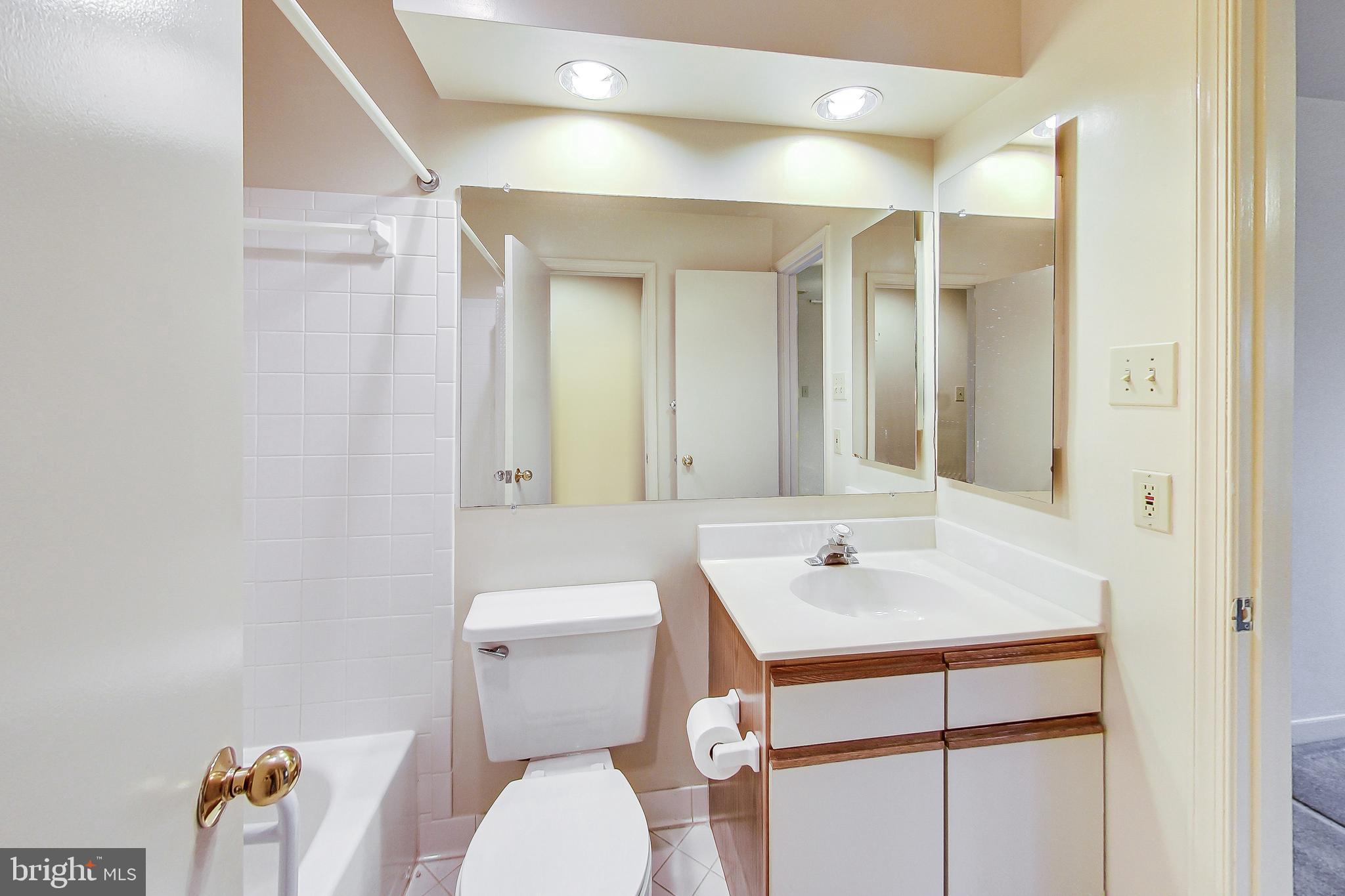 THE VINEYARDS - Residential