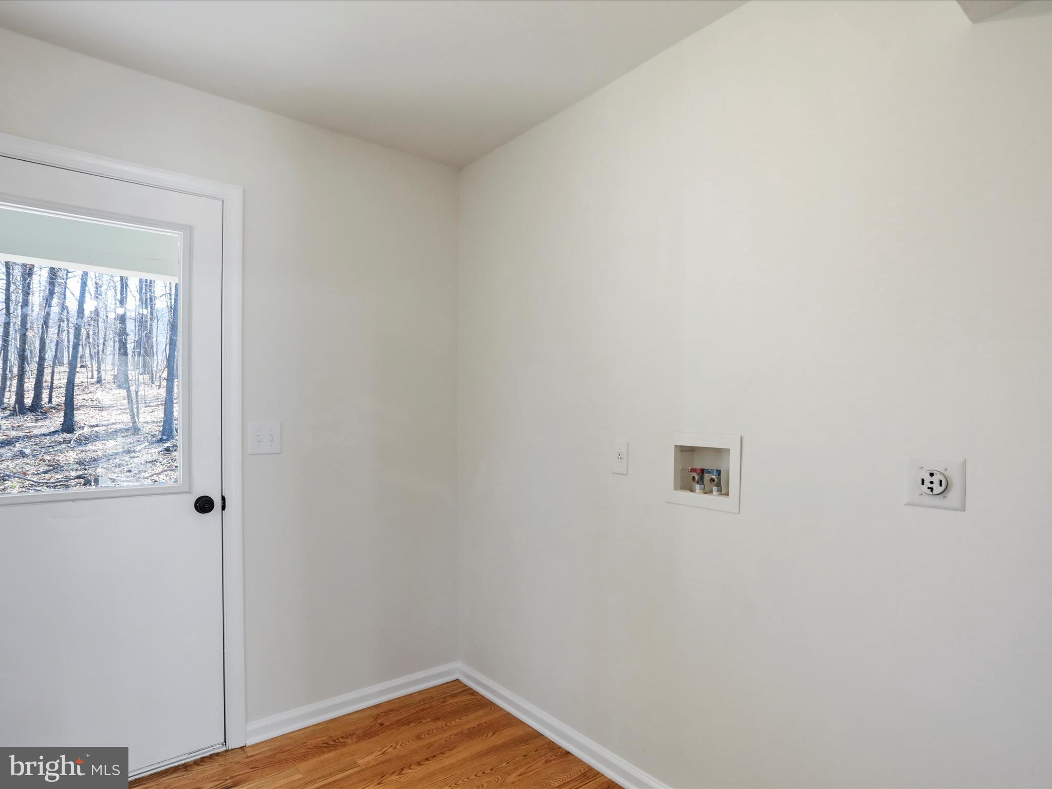 ROUND TOP ESTATES - Residential