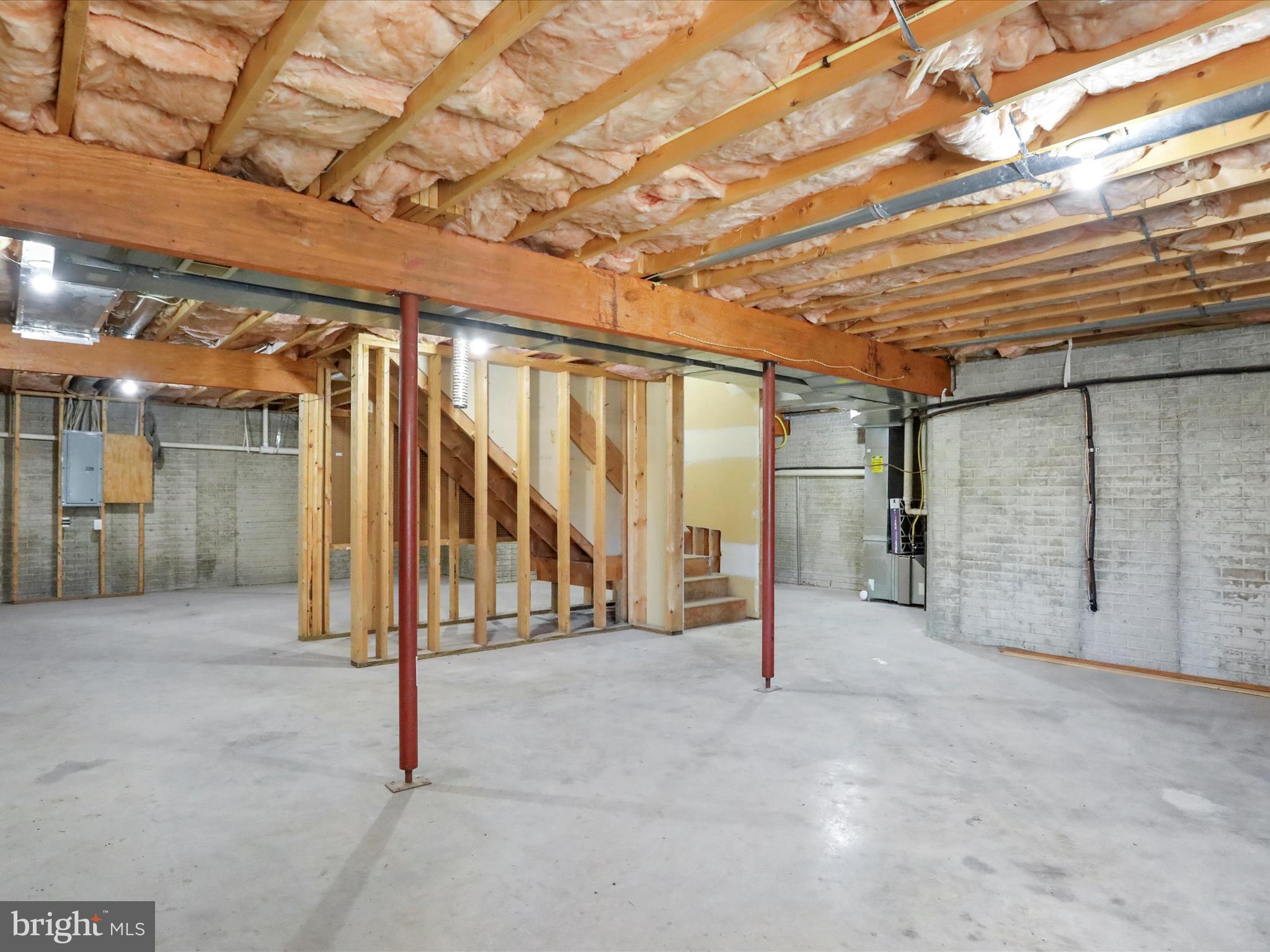 ROUND TOP ESTATES - Residential