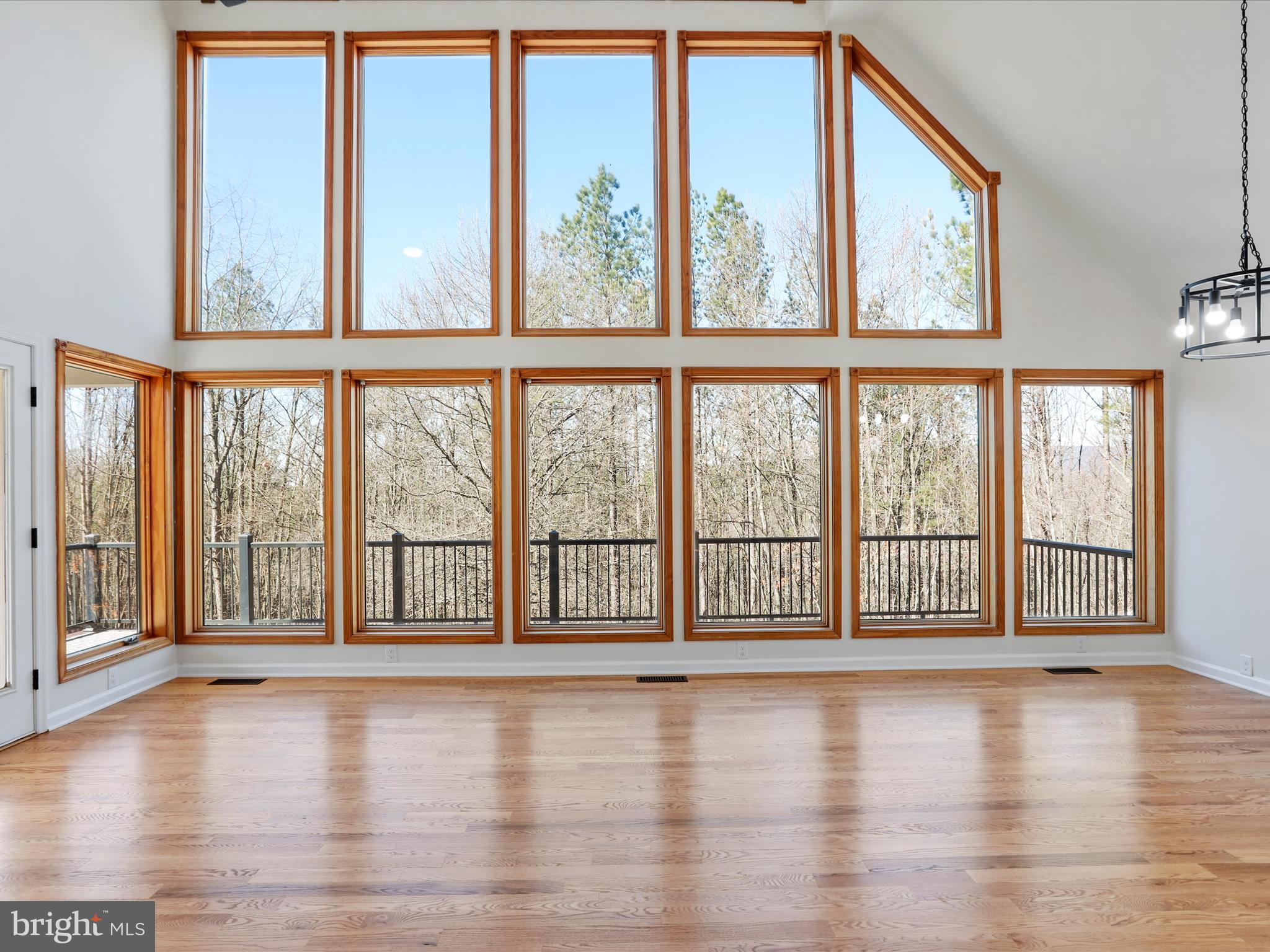 ROUND TOP ESTATES - Residential