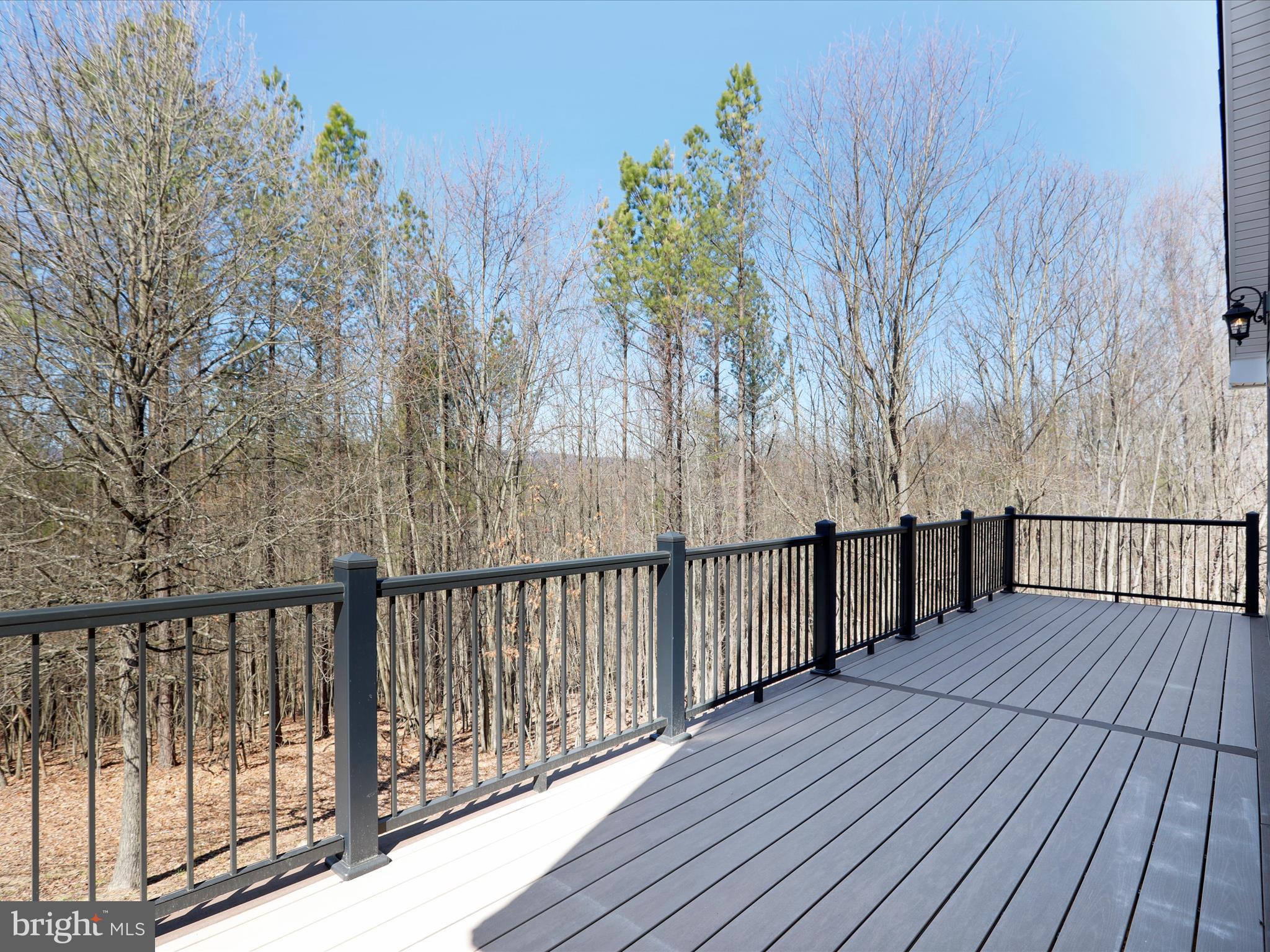 ROUND TOP ESTATES - Residential