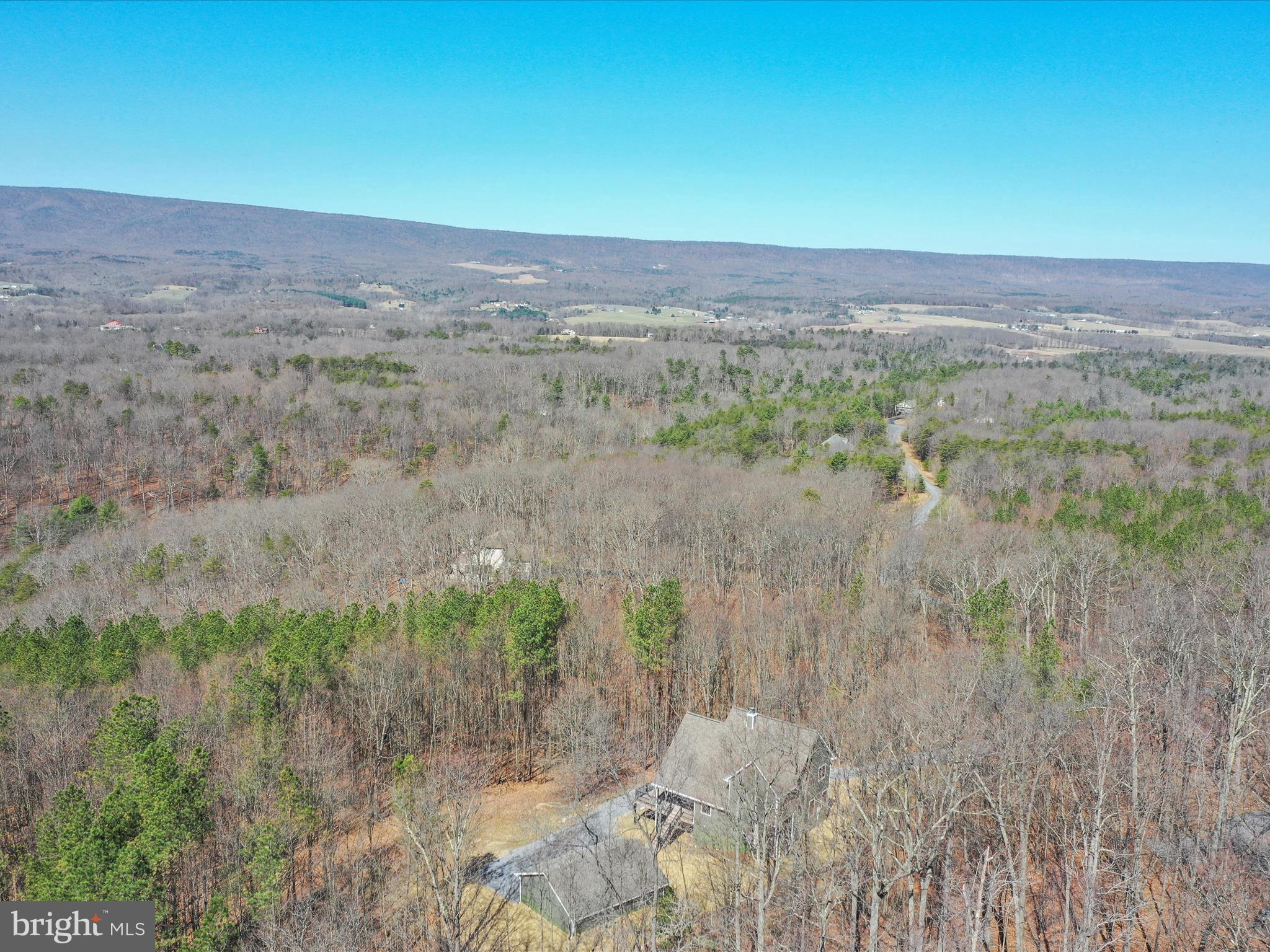 ROUND TOP ESTATES - Residential