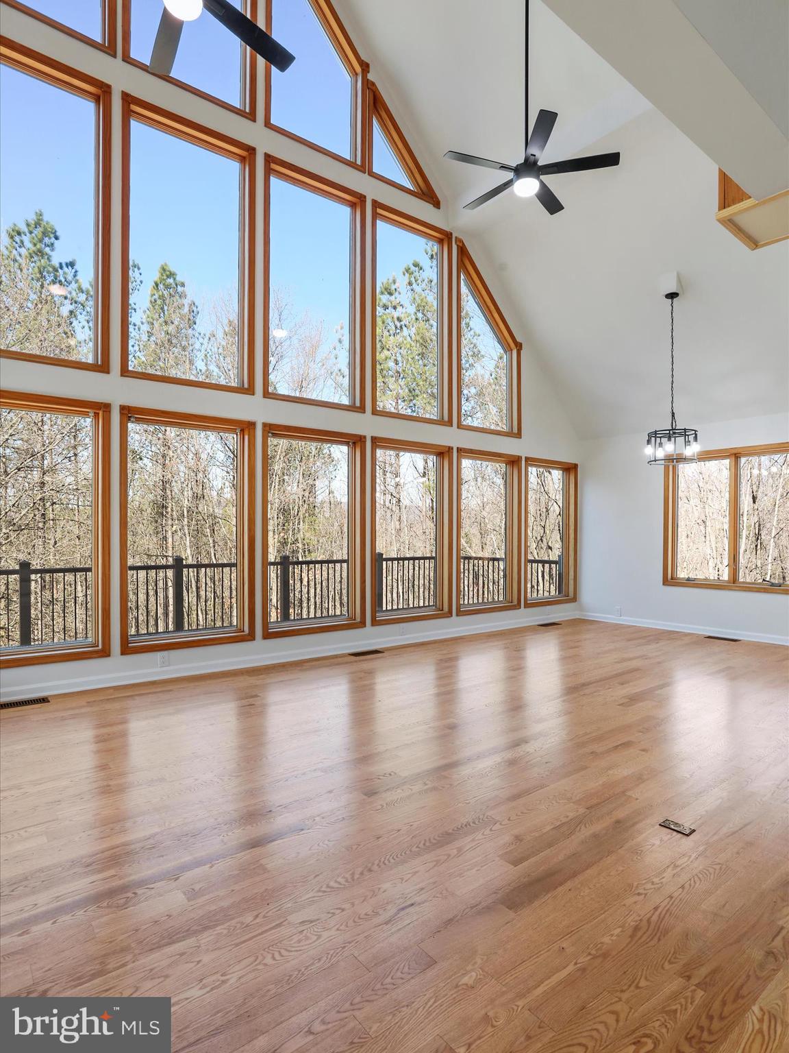 ROUND TOP ESTATES - Residential