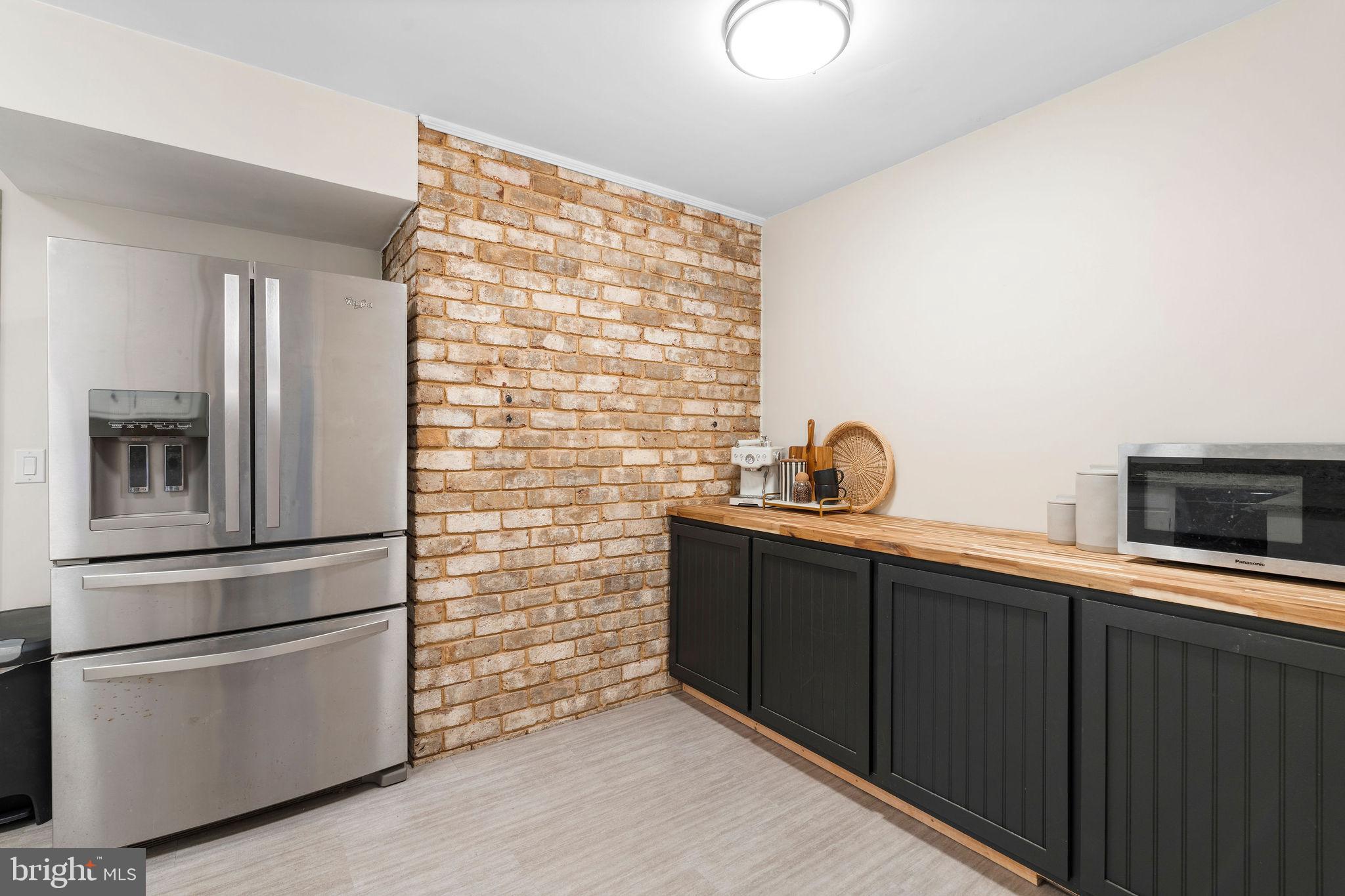 SULLIVAN HEIGHTS - Residential