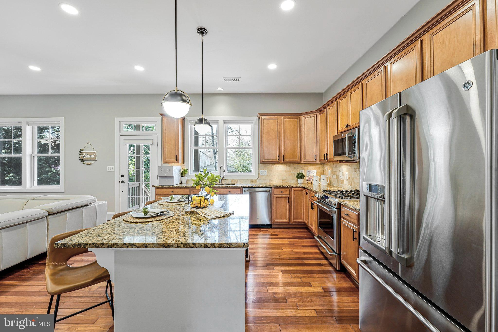 WEST VIENNA WOODS - Residential