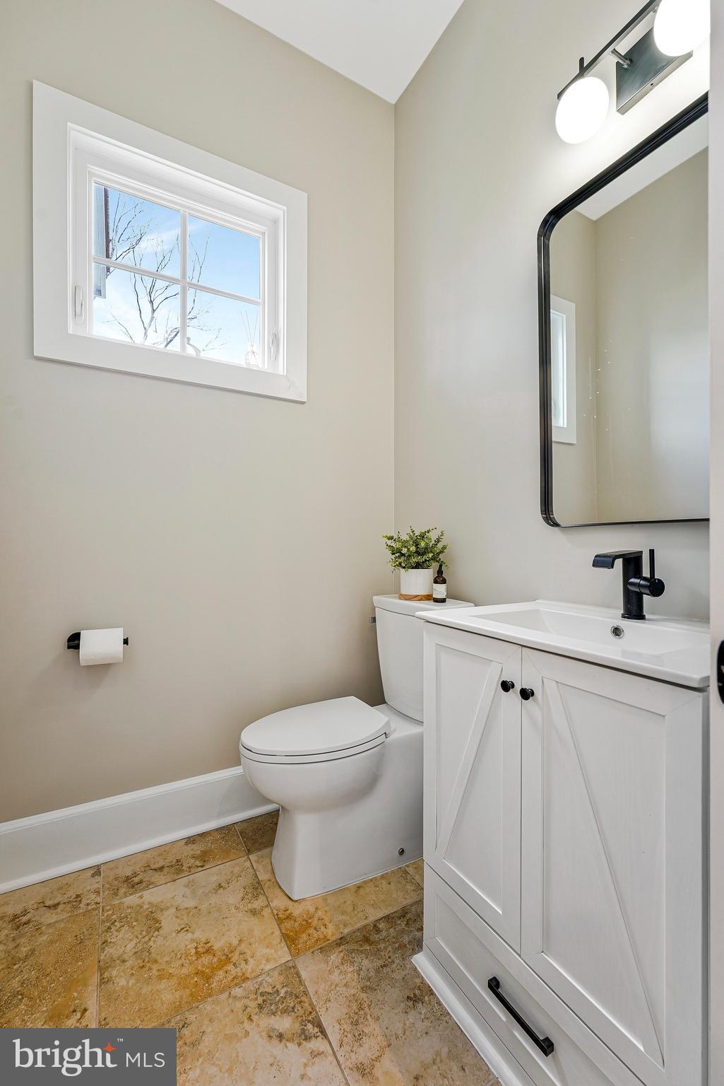 WEST VIENNA WOODS - Residential