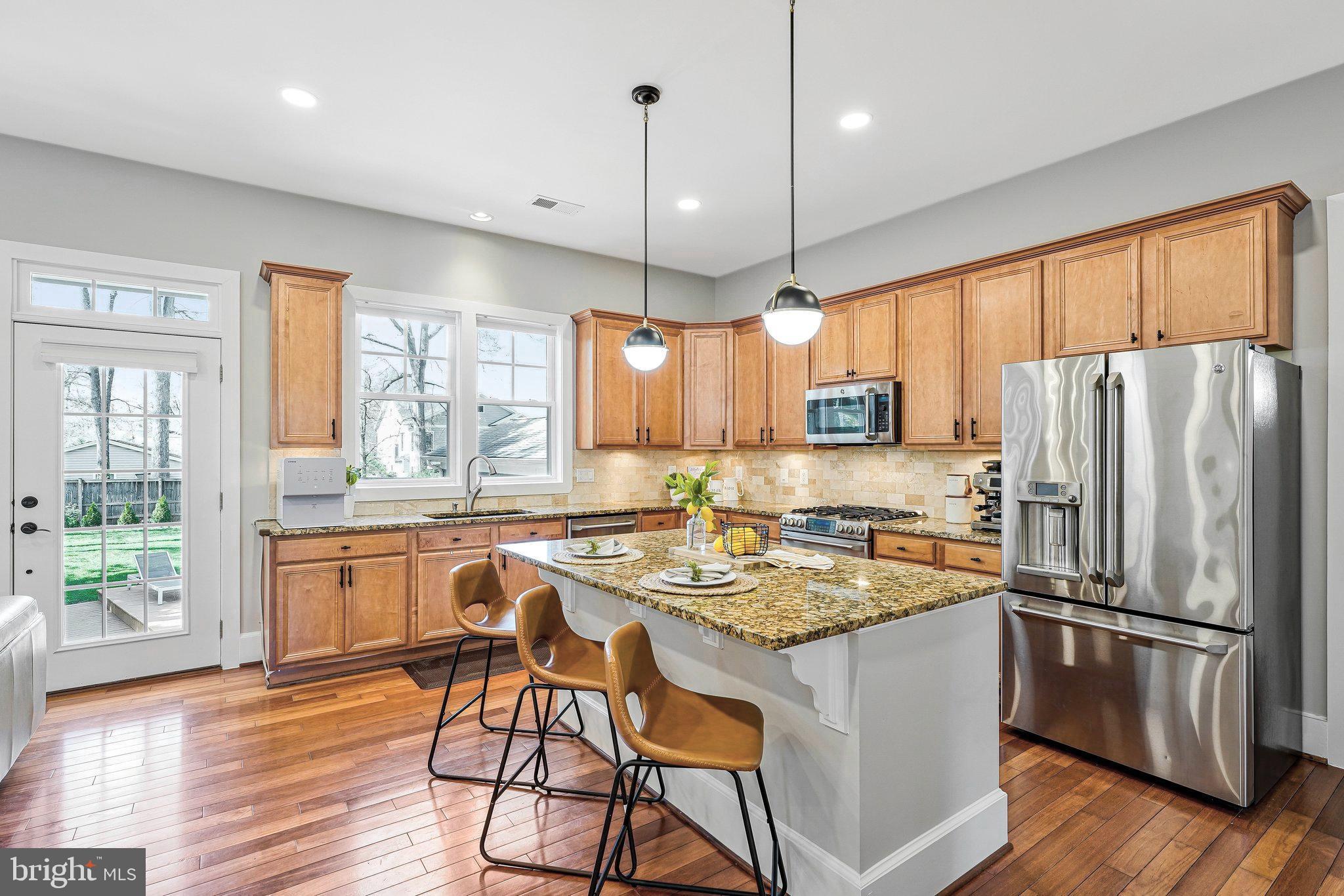 WEST VIENNA WOODS - Residential