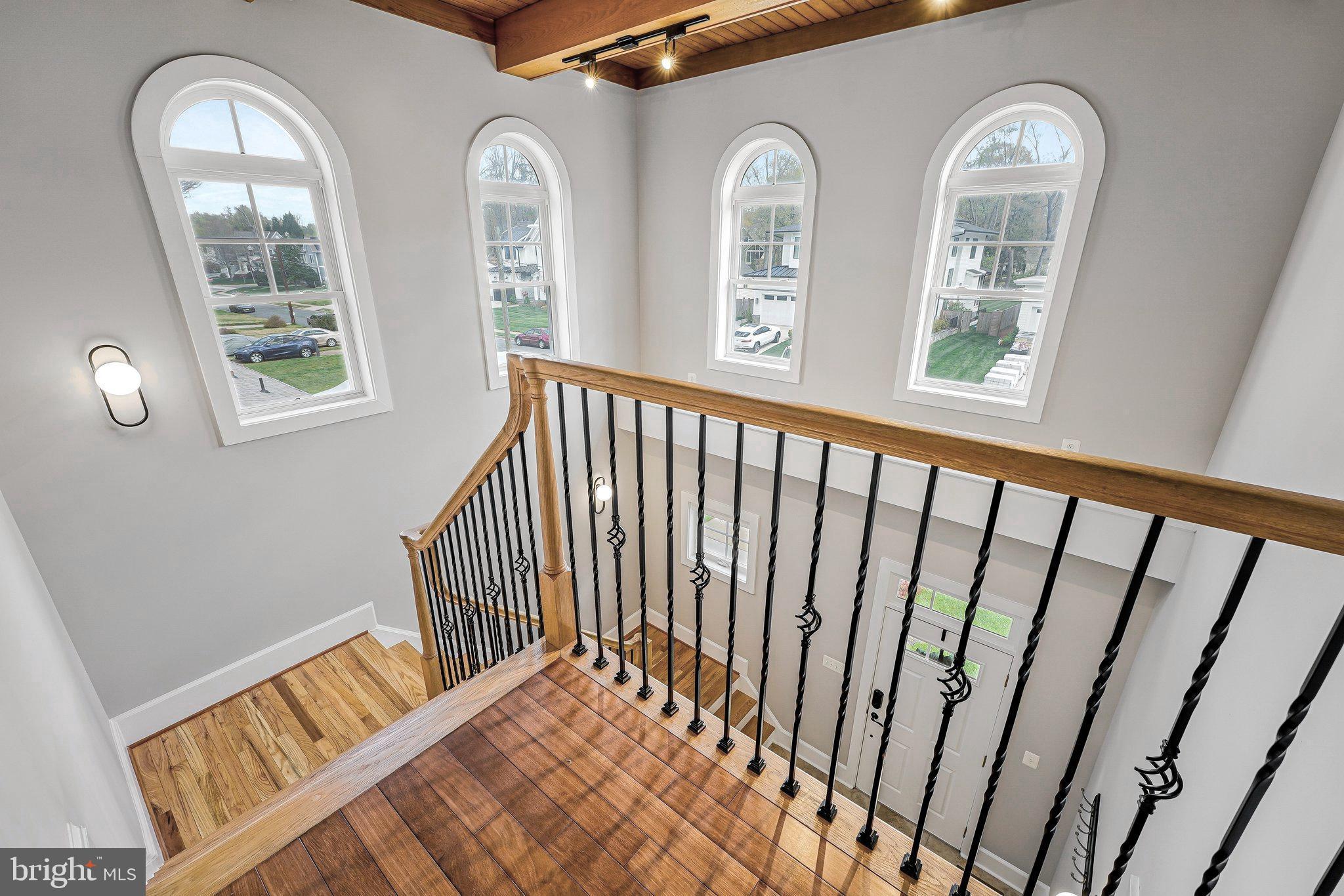 WEST VIENNA WOODS - Residential