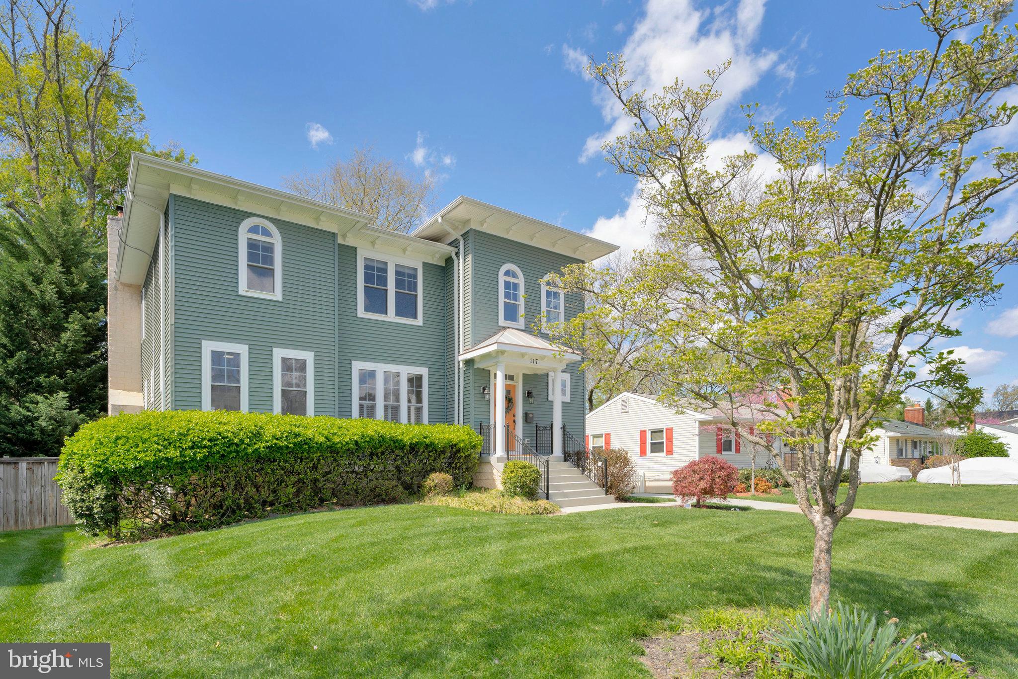 WEST VIENNA WOODS - Residential