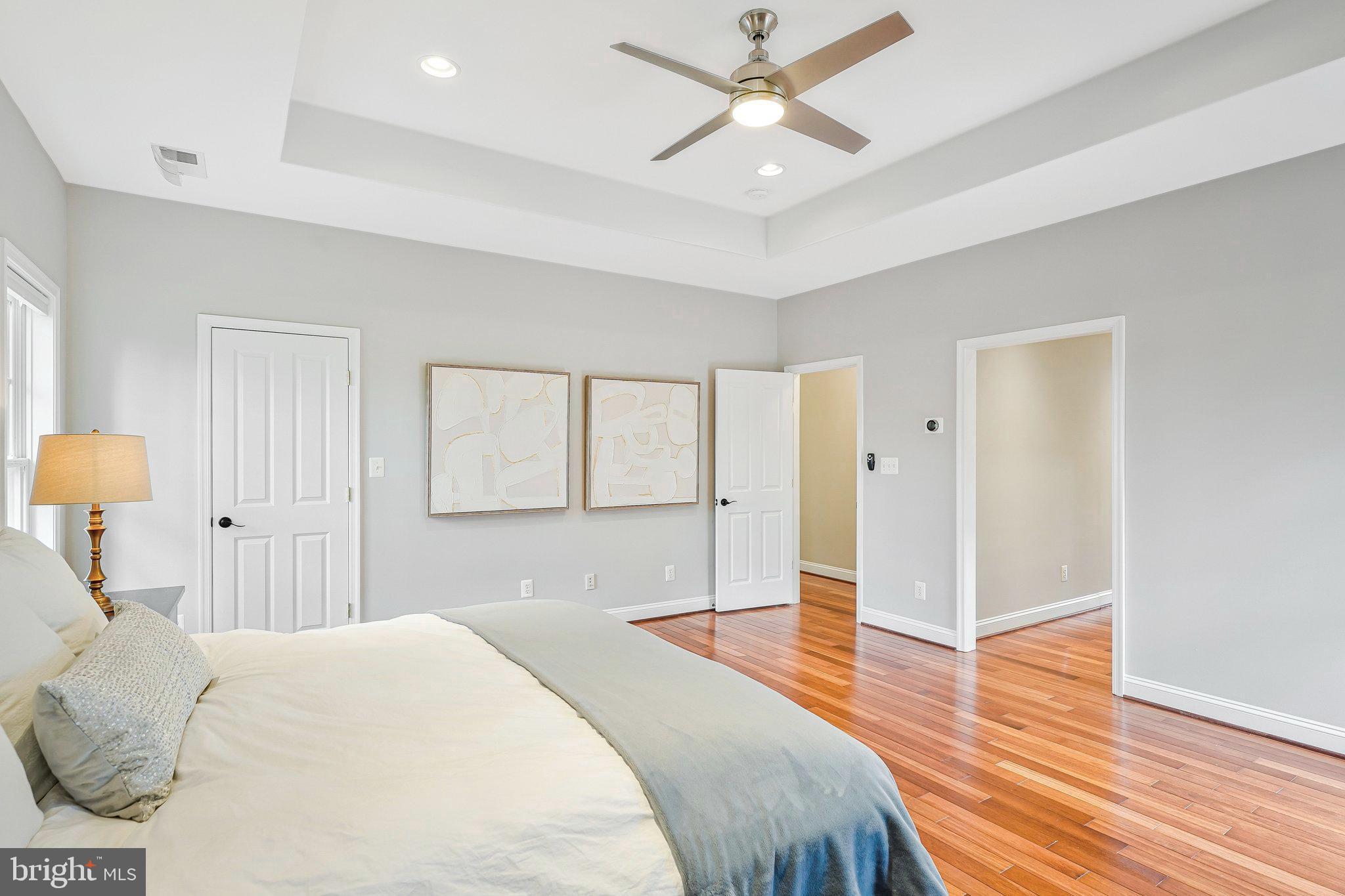 WEST VIENNA WOODS - Residential