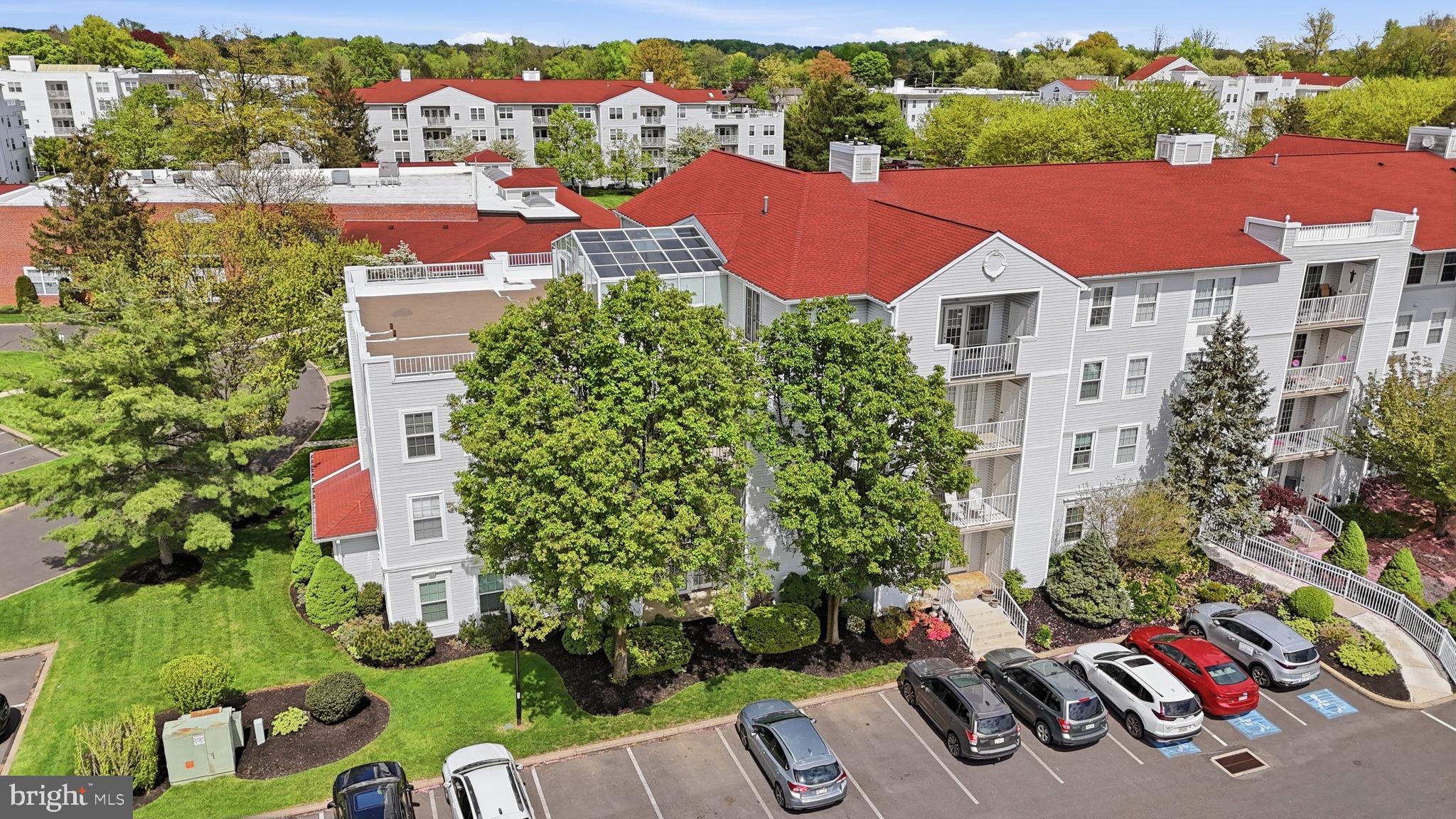 CENTENNIAL STATION - Residential