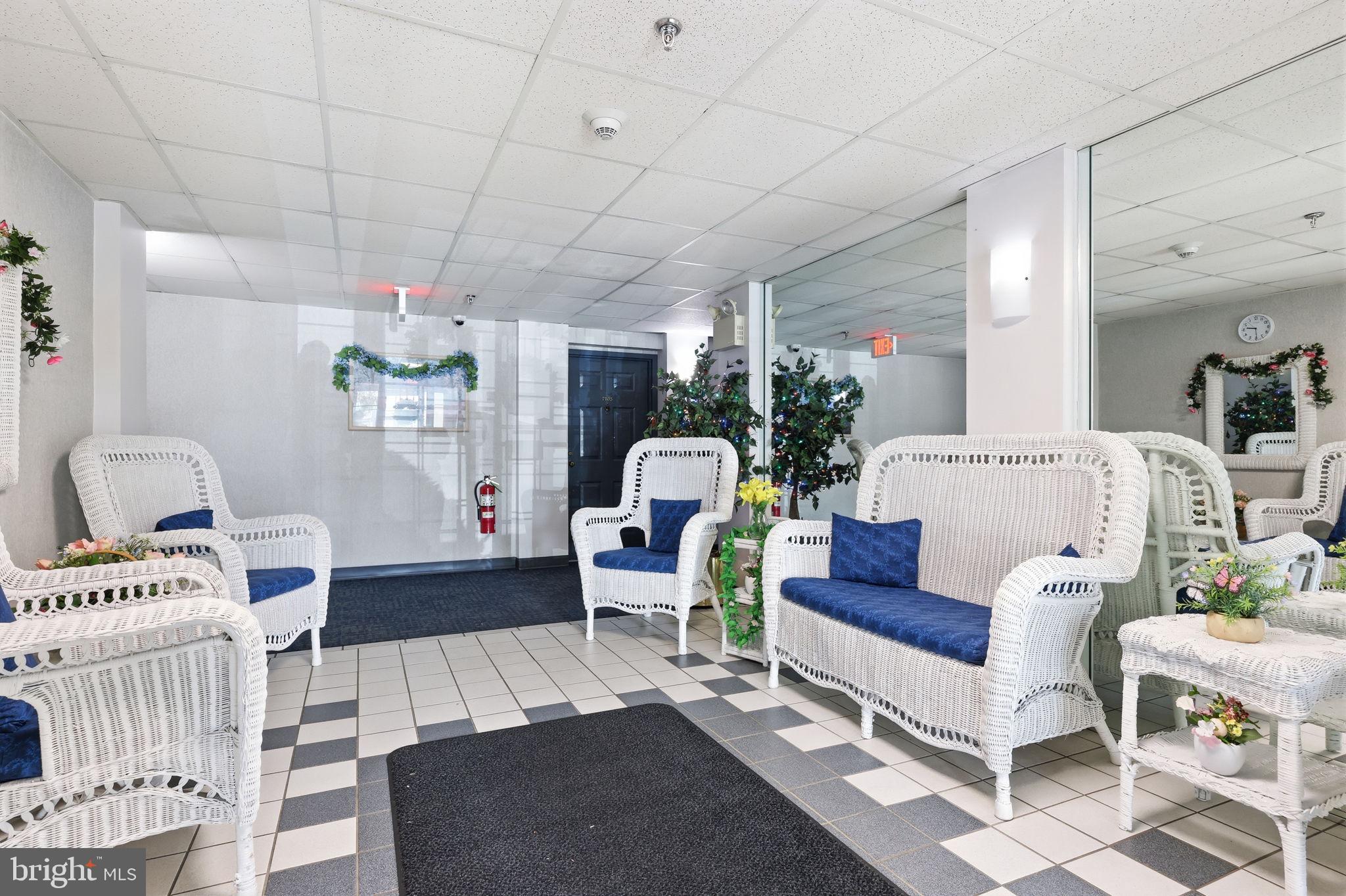 CENTENNIAL STATION - Residential