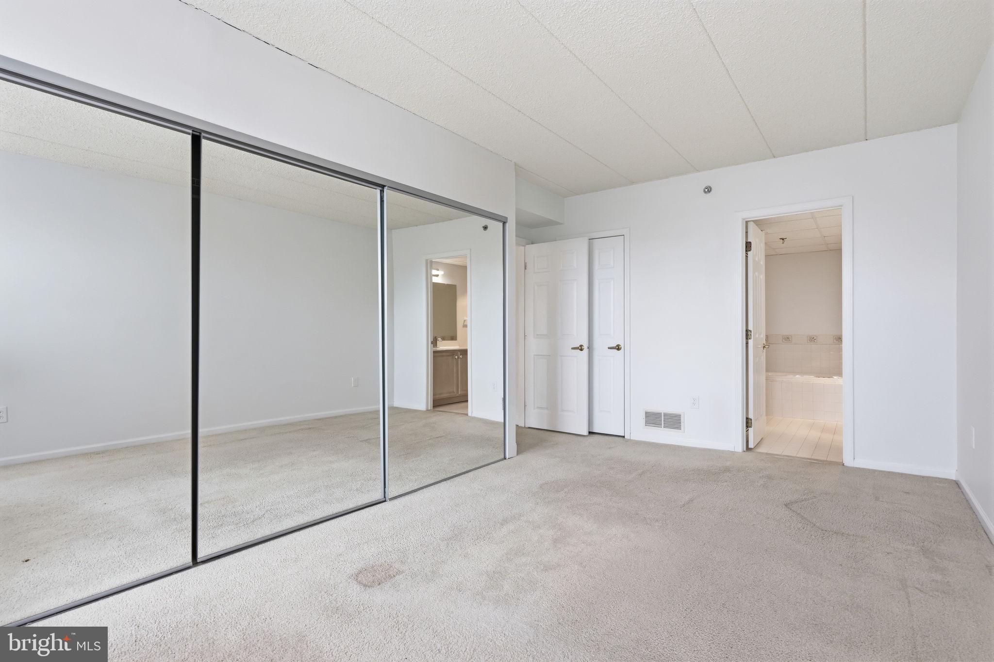 CENTENNIAL STATION - Residential