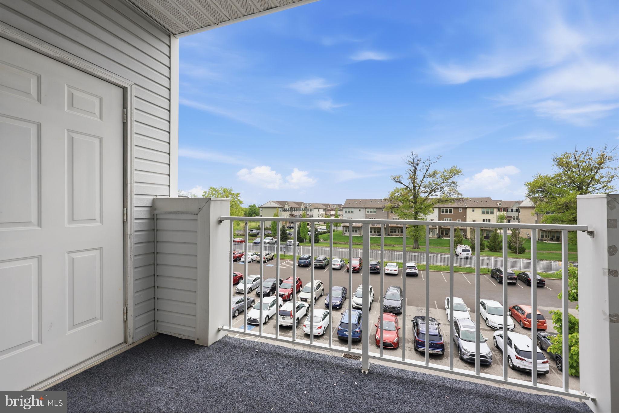 CENTENNIAL STATION - Residential