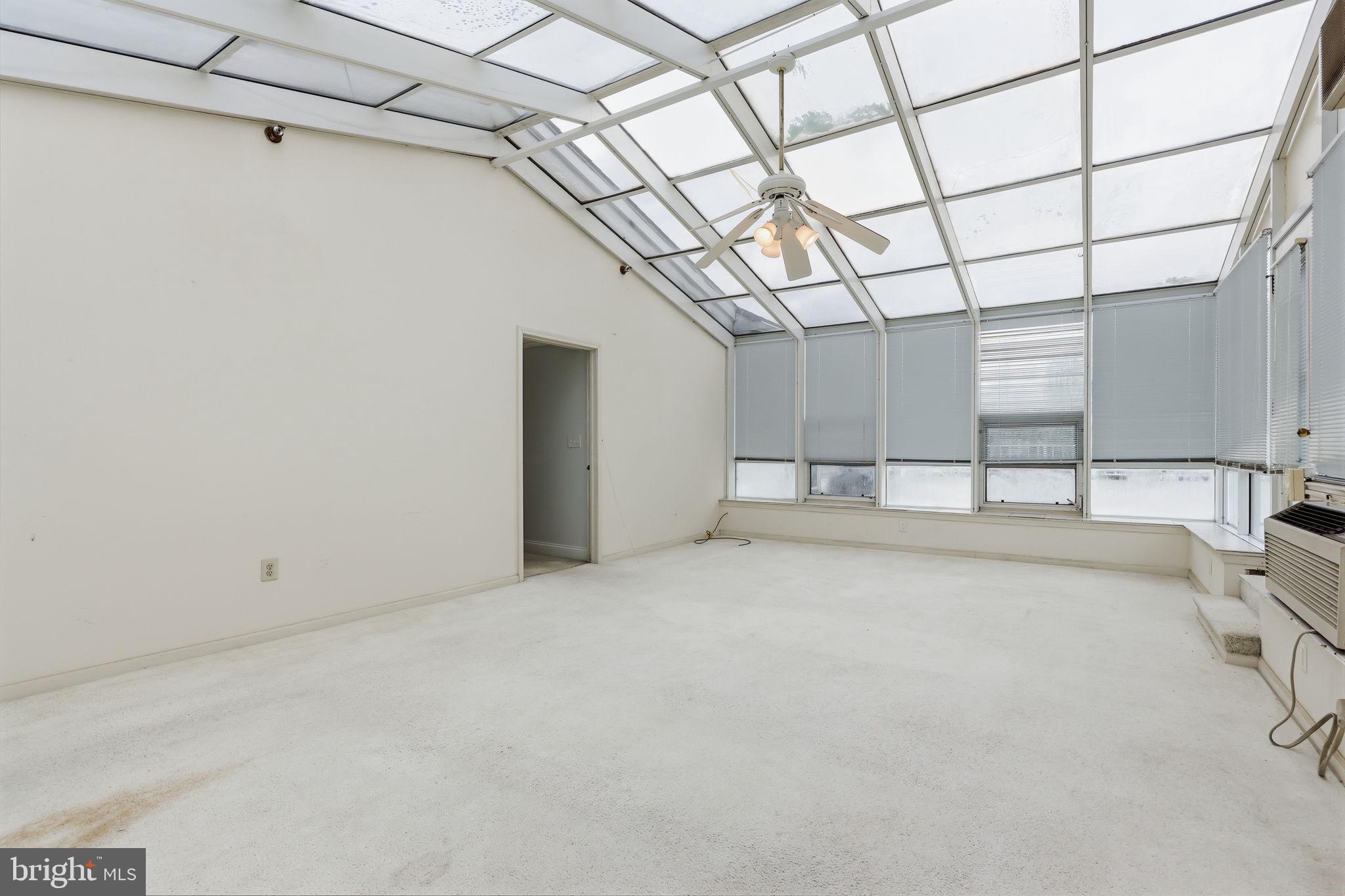 CENTENNIAL STATION - Residential