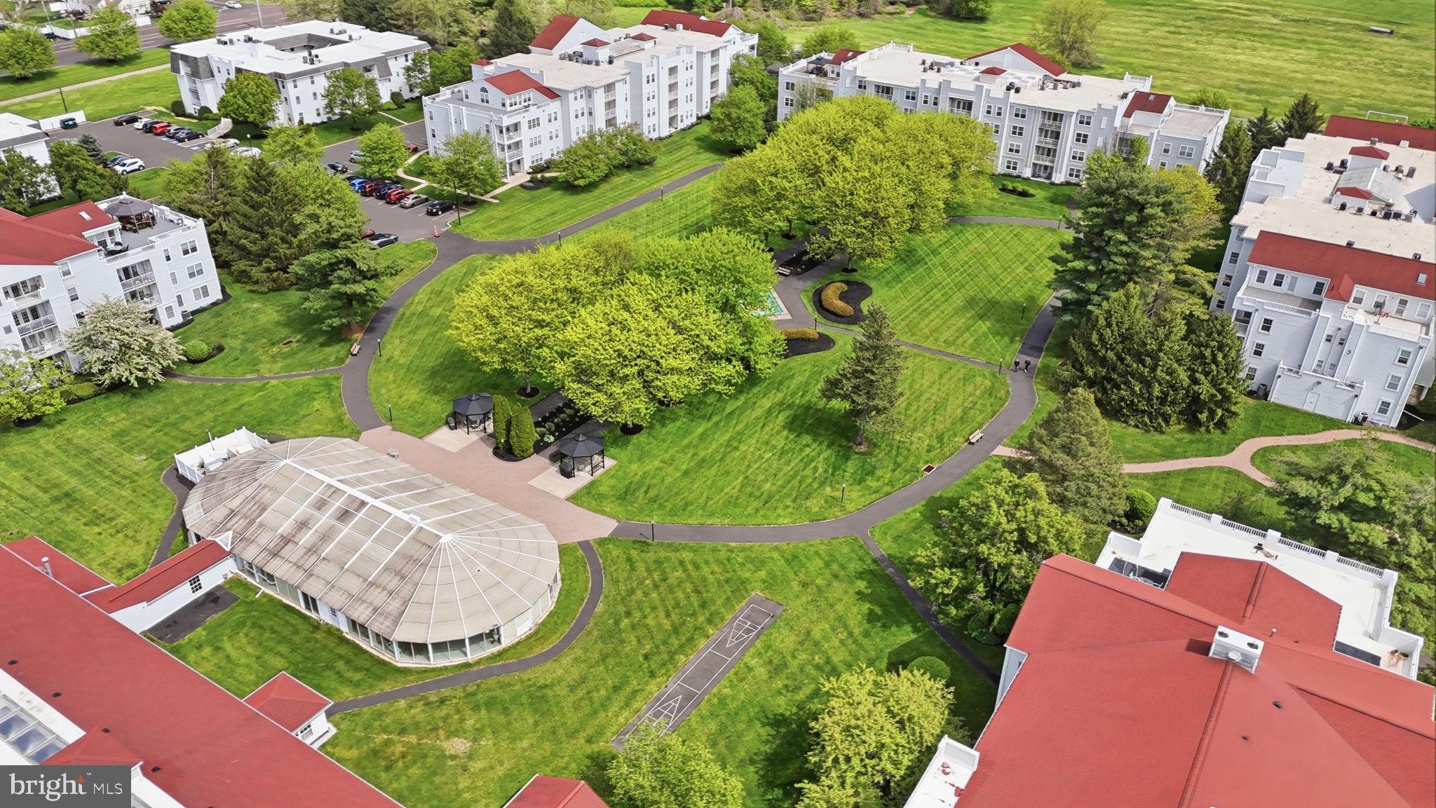 CENTENNIAL STATION - Residential