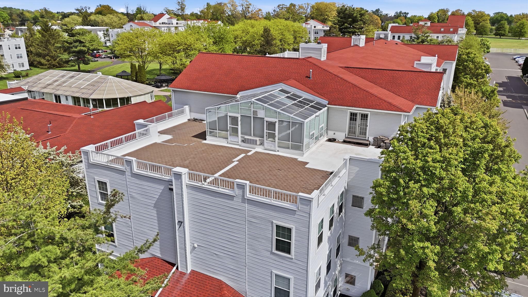 CENTENNIAL STATION - Residential