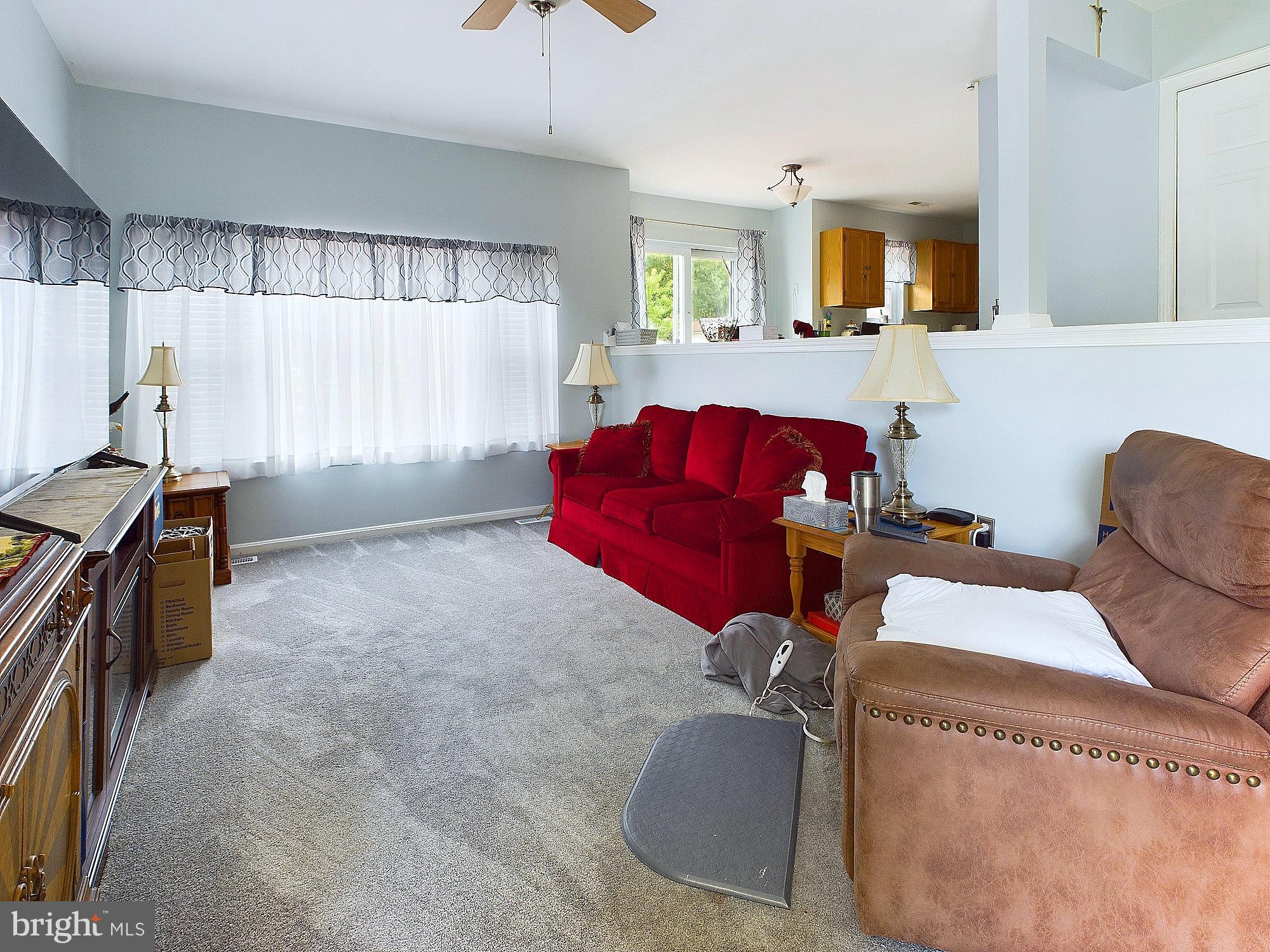 OAKS OF HARFORD - Residential