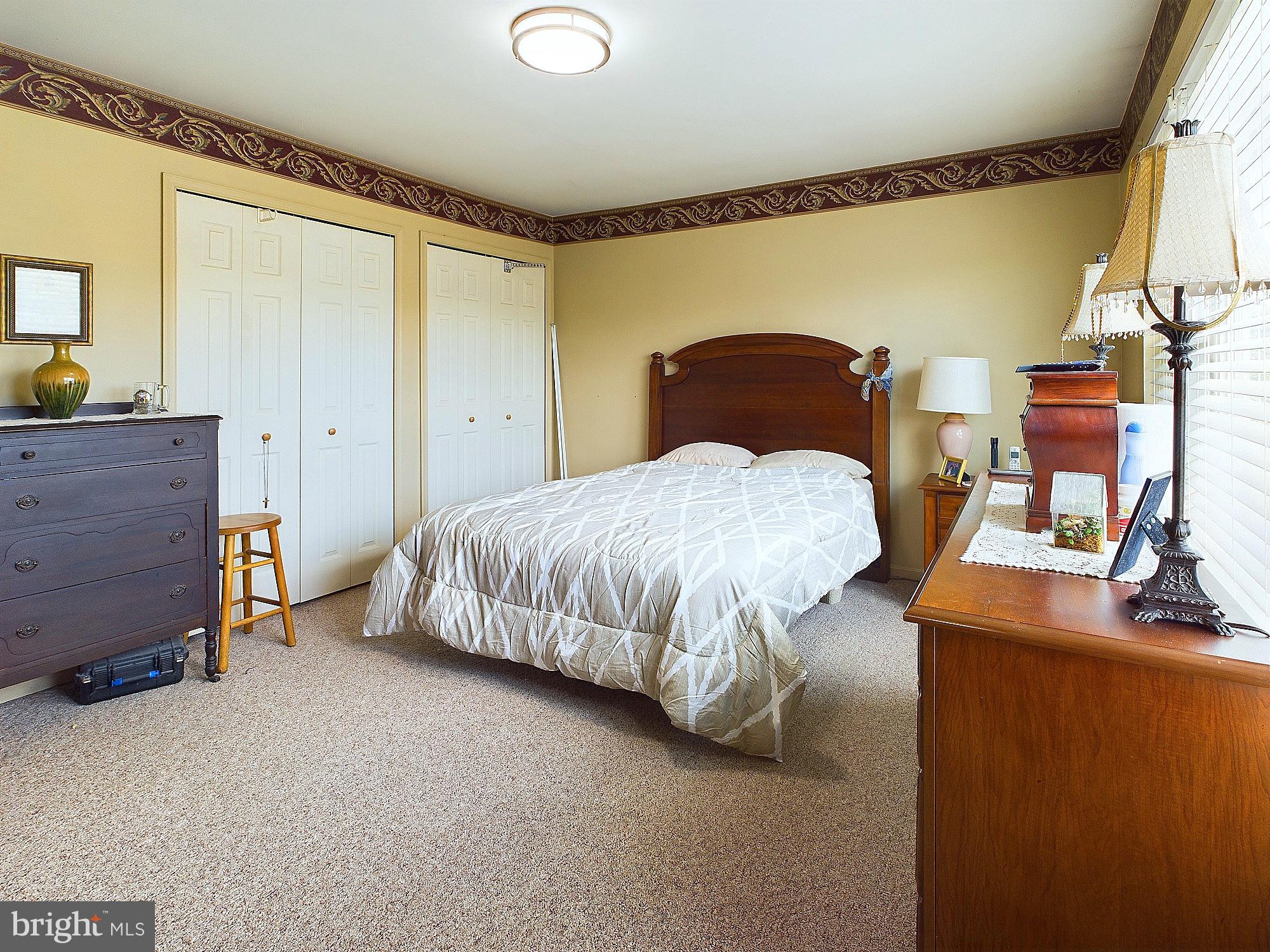 OAKS OF HARFORD - Residential