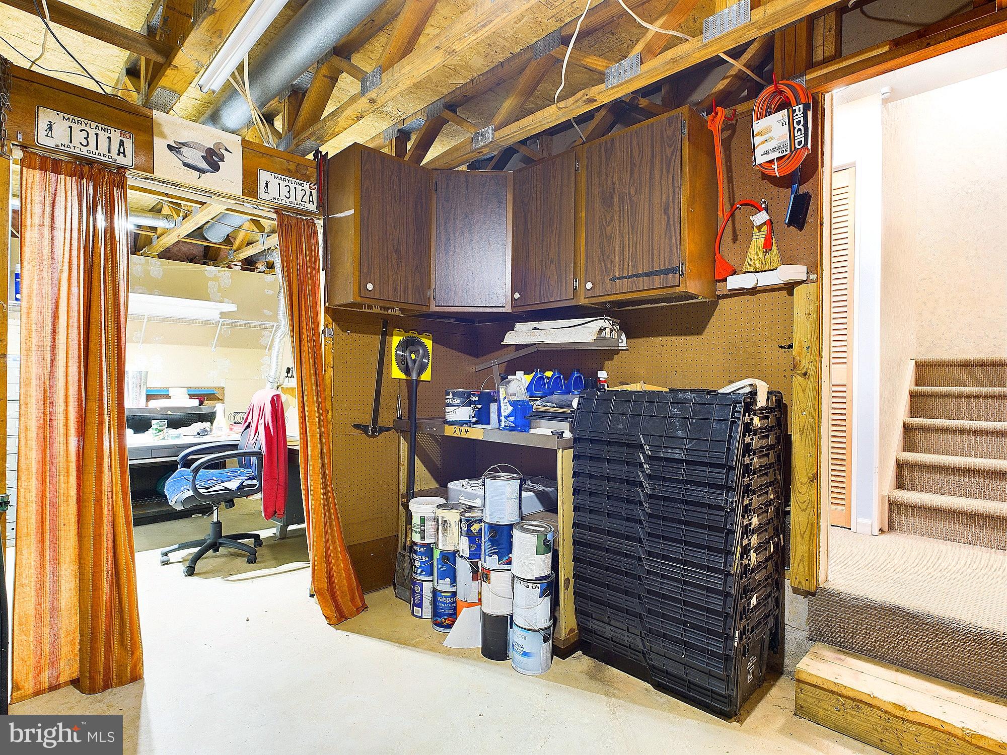 OAKS OF HARFORD - Residential