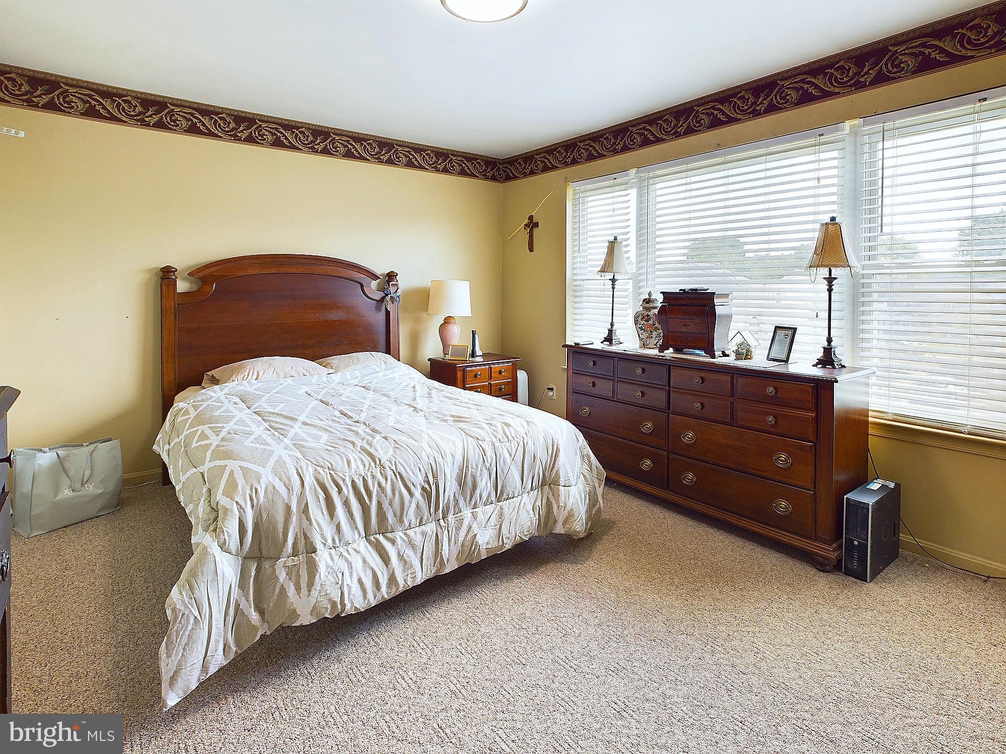 OAKS OF HARFORD - Residential