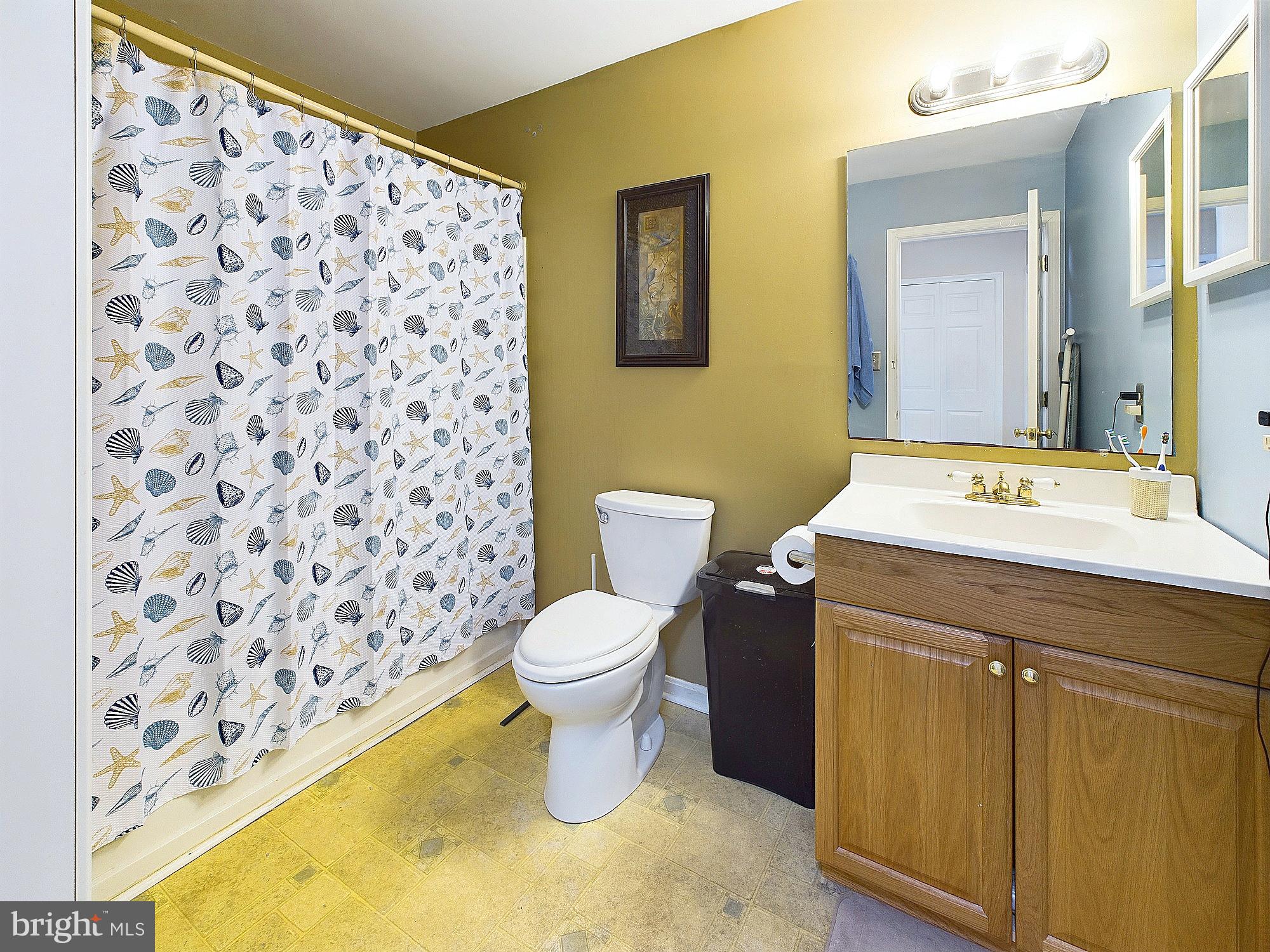 OAKS OF HARFORD - Residential