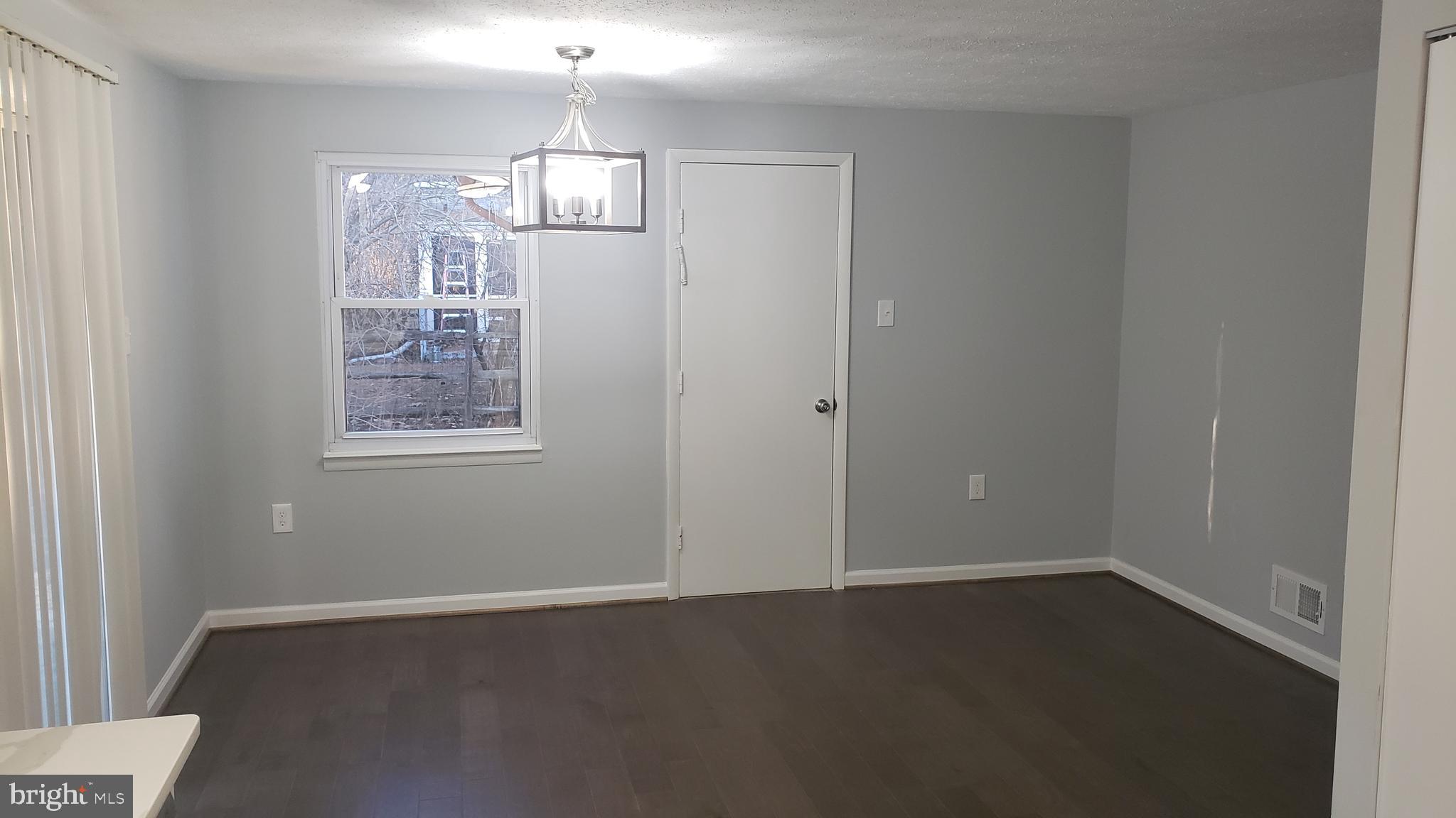 VILLAGE OF OWEN BROWN - Residential